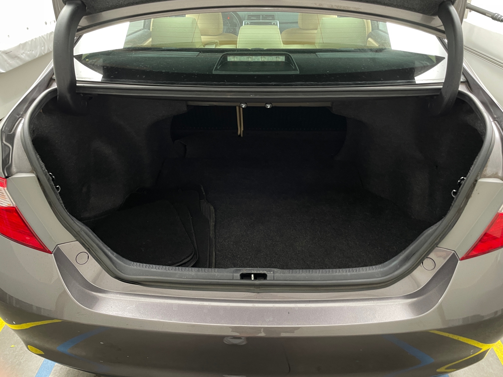 Thumbnail: 2015 Toyota Camry - 7
