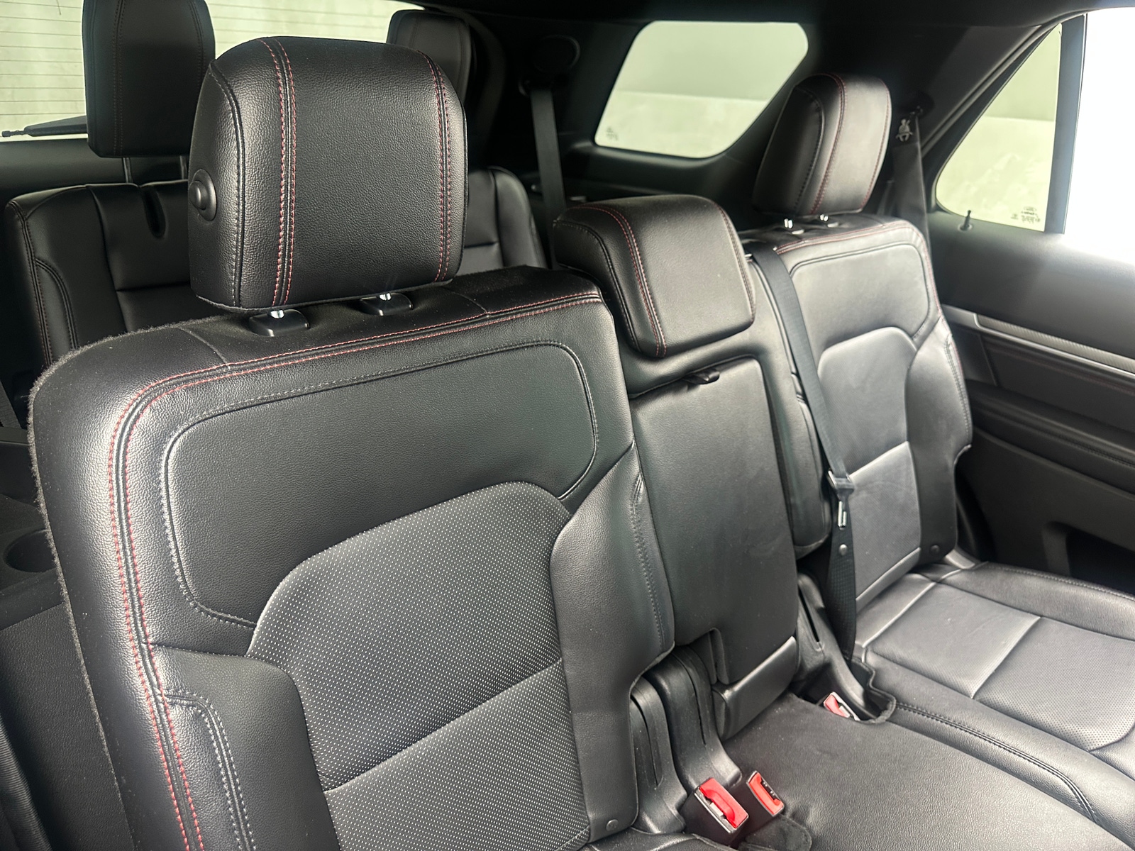 Thumbnail: 2016 Ford Explorer - 5