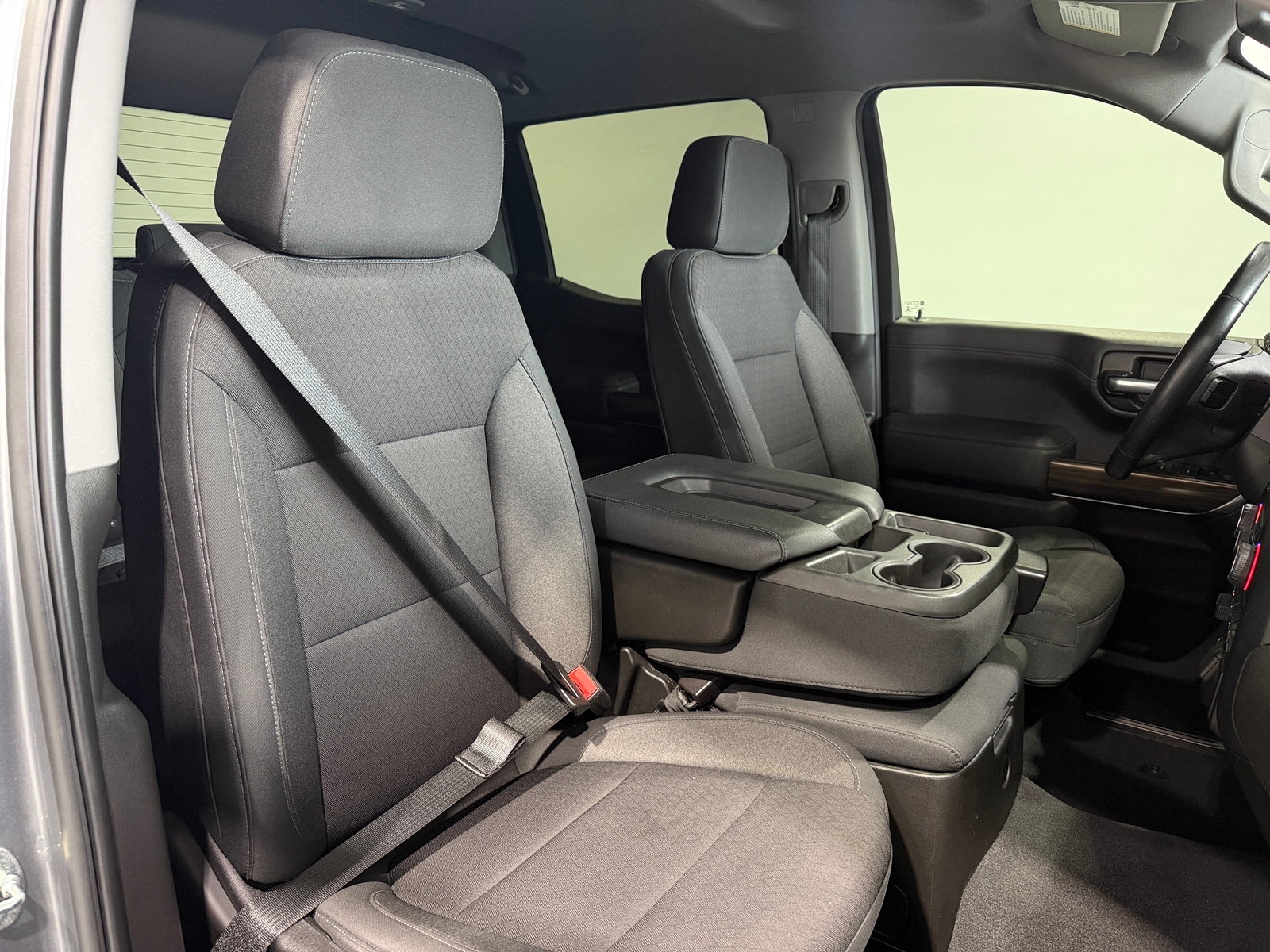Thumbnail: 2021 Chevrolet Silverado 1500 - 2