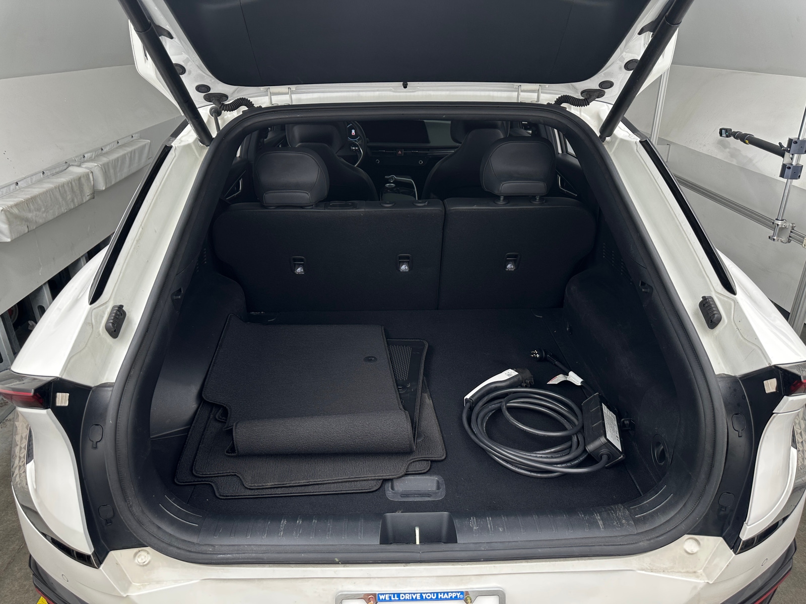 Thumbnail: 2024 Kia EV6 - 6