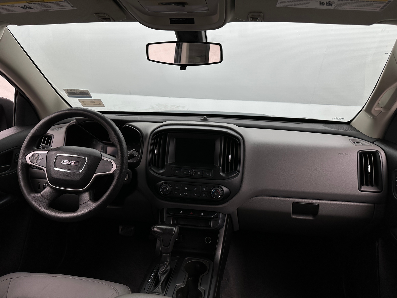 Thumbnail: 2019 GMC Canyon - 3