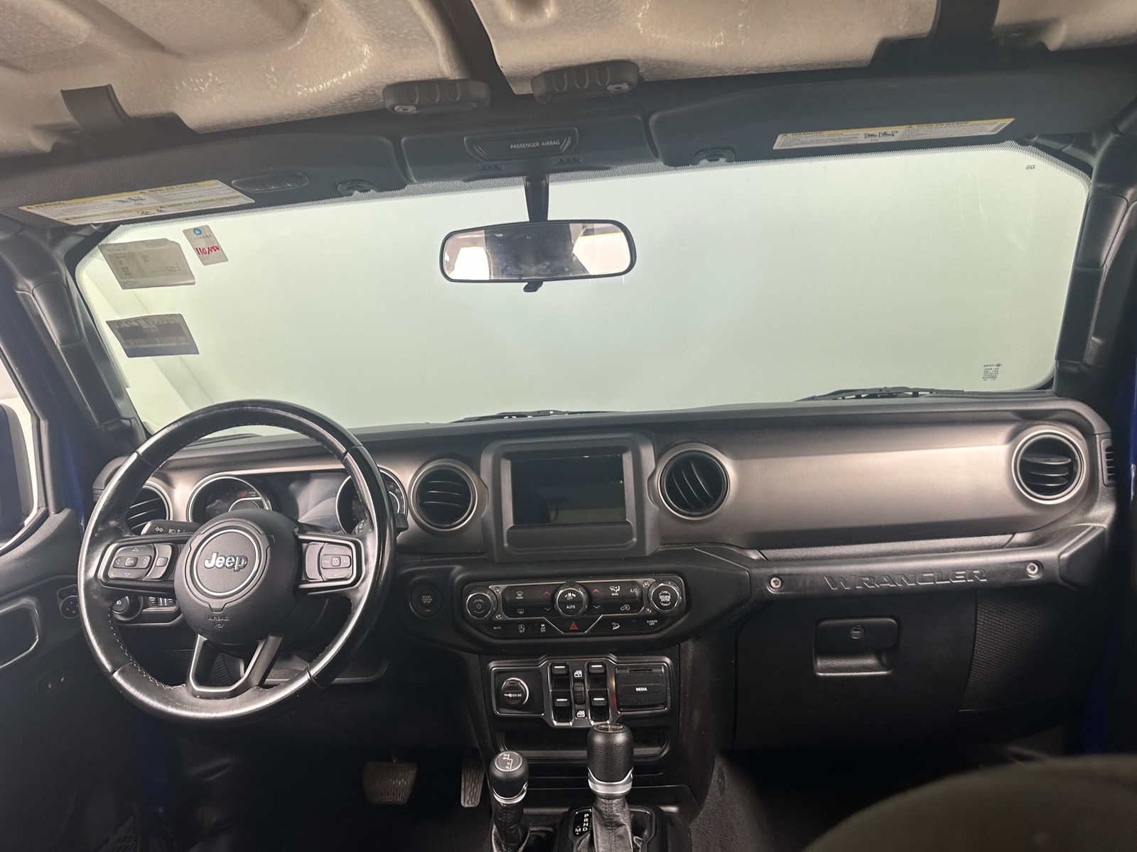 Thumbnail: 2020 Jeep Wrangler - 3