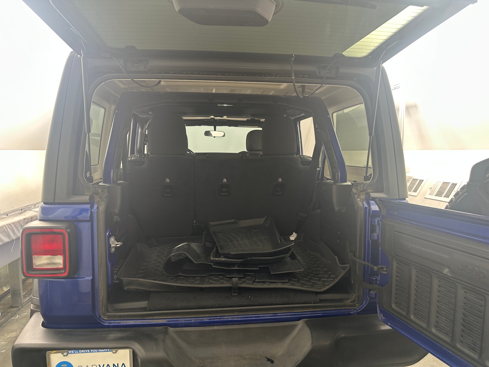 Thumbnail: 2020 Jeep Wrangler - 7