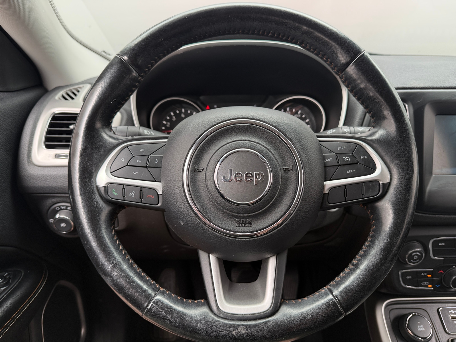 Thumbnail: 2020 Jeep Compass - 5