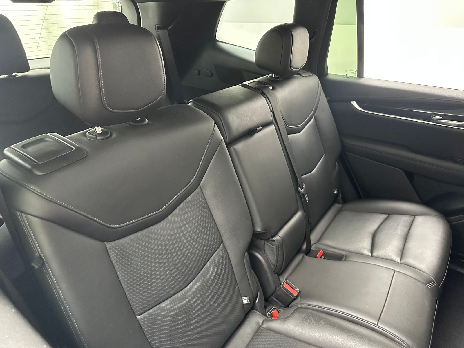 Thumbnail: 2023 Cadillac XT6 - 5