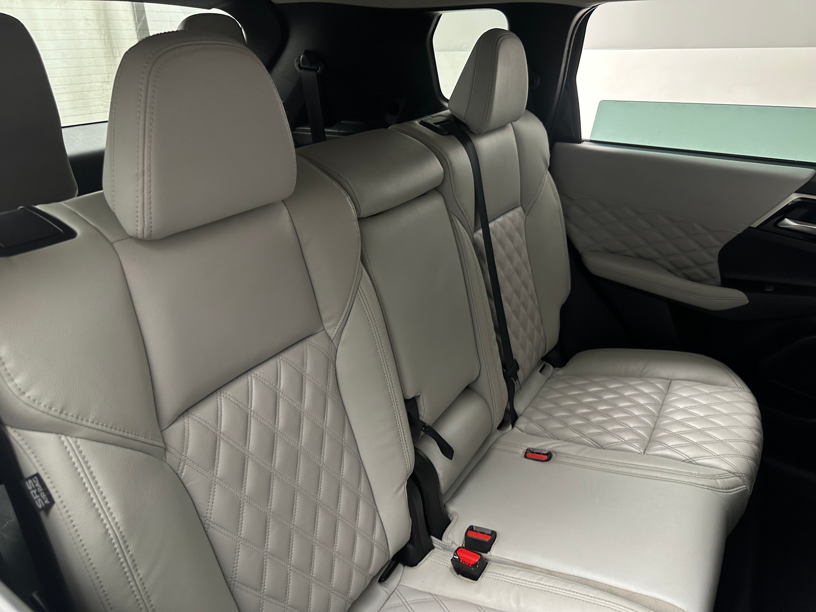 Thumbnail: 2022 Mitsubishi Outlander - 5