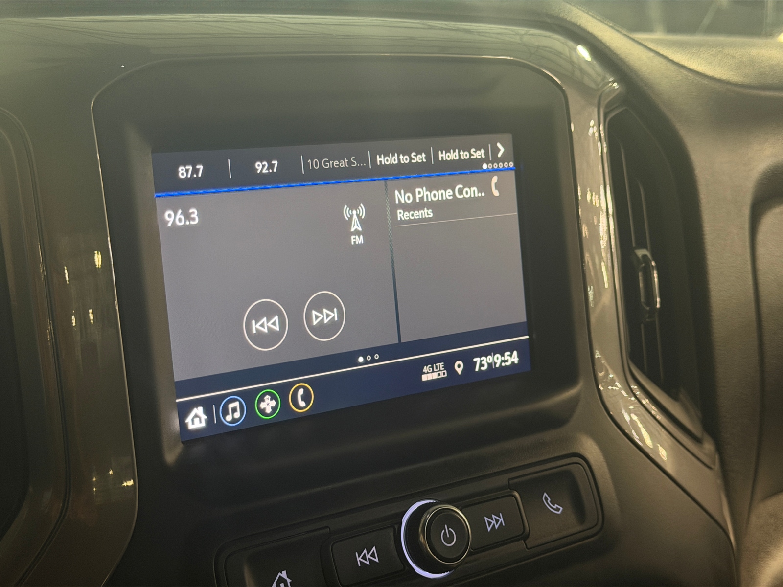 Thumbnail: 2020 Chevrolet Silverado 1500 - 4