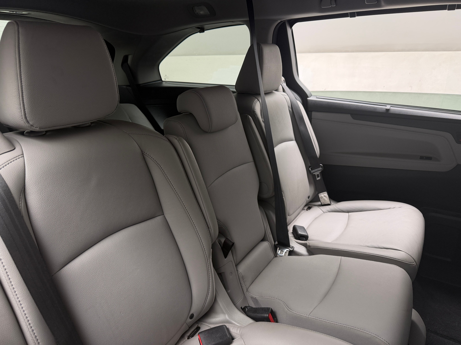Thumbnail: 2022 Honda Odyssey - 6