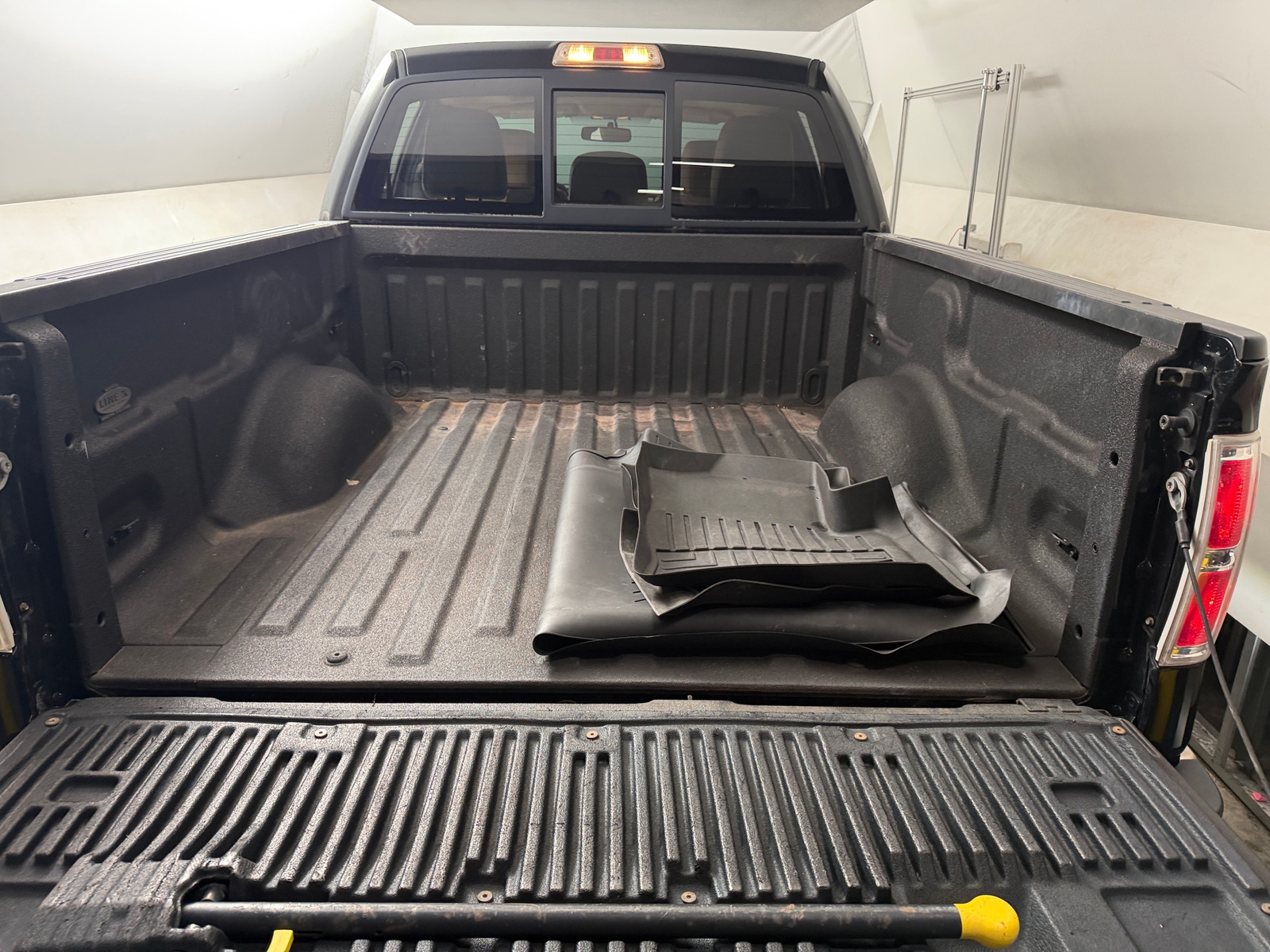 Thumbnail: 2011 Ford Econoline - 6
