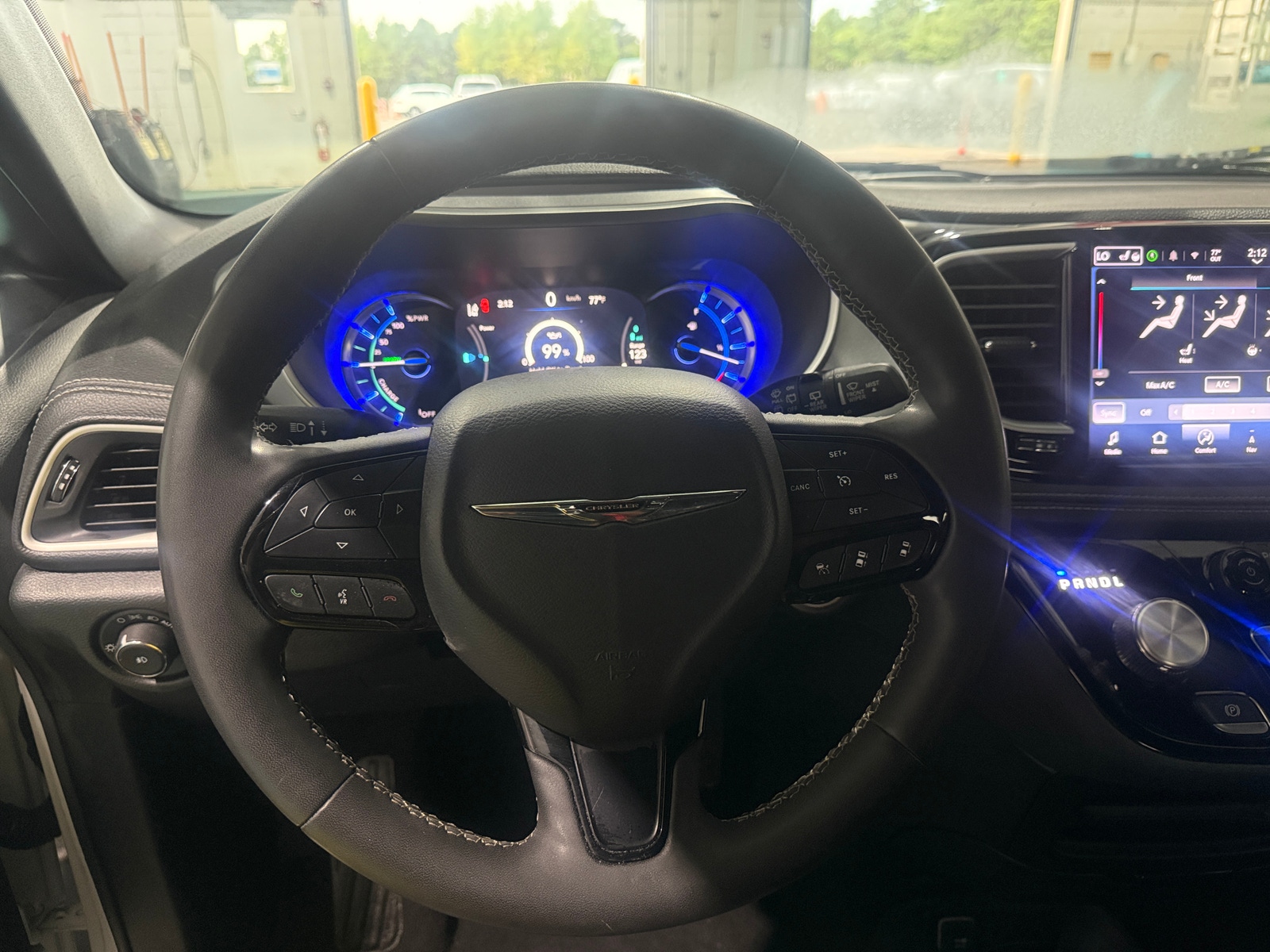Thumbnail: 2024 Chrysler Pacifica - 4