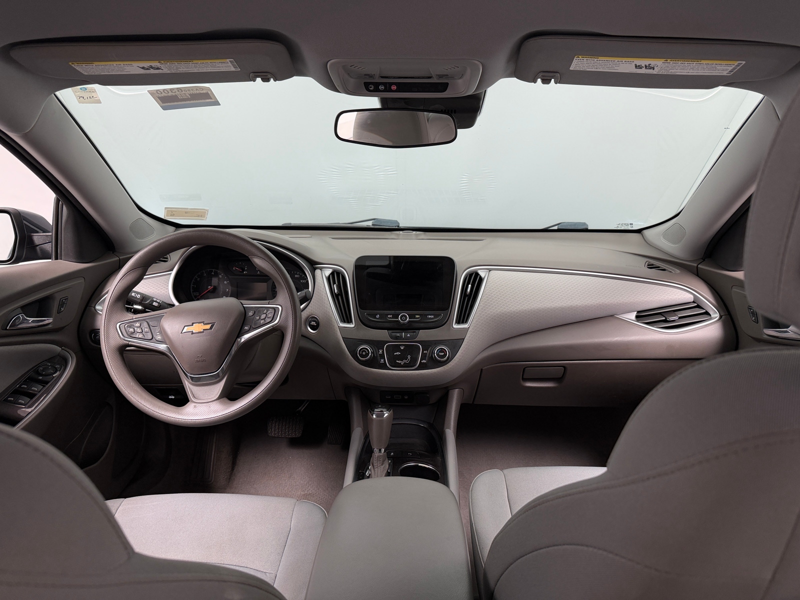 Thumbnail: 2020 Chevrolet Malibu - 3