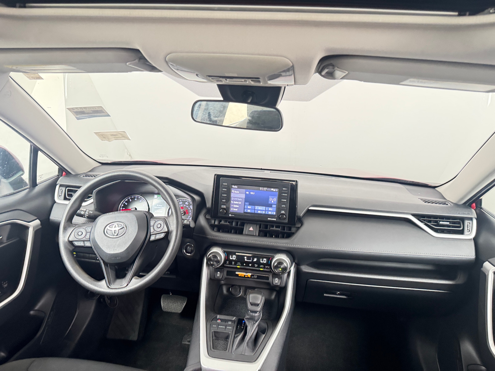Thumbnail: 2022 Toyota RAV4 - 3