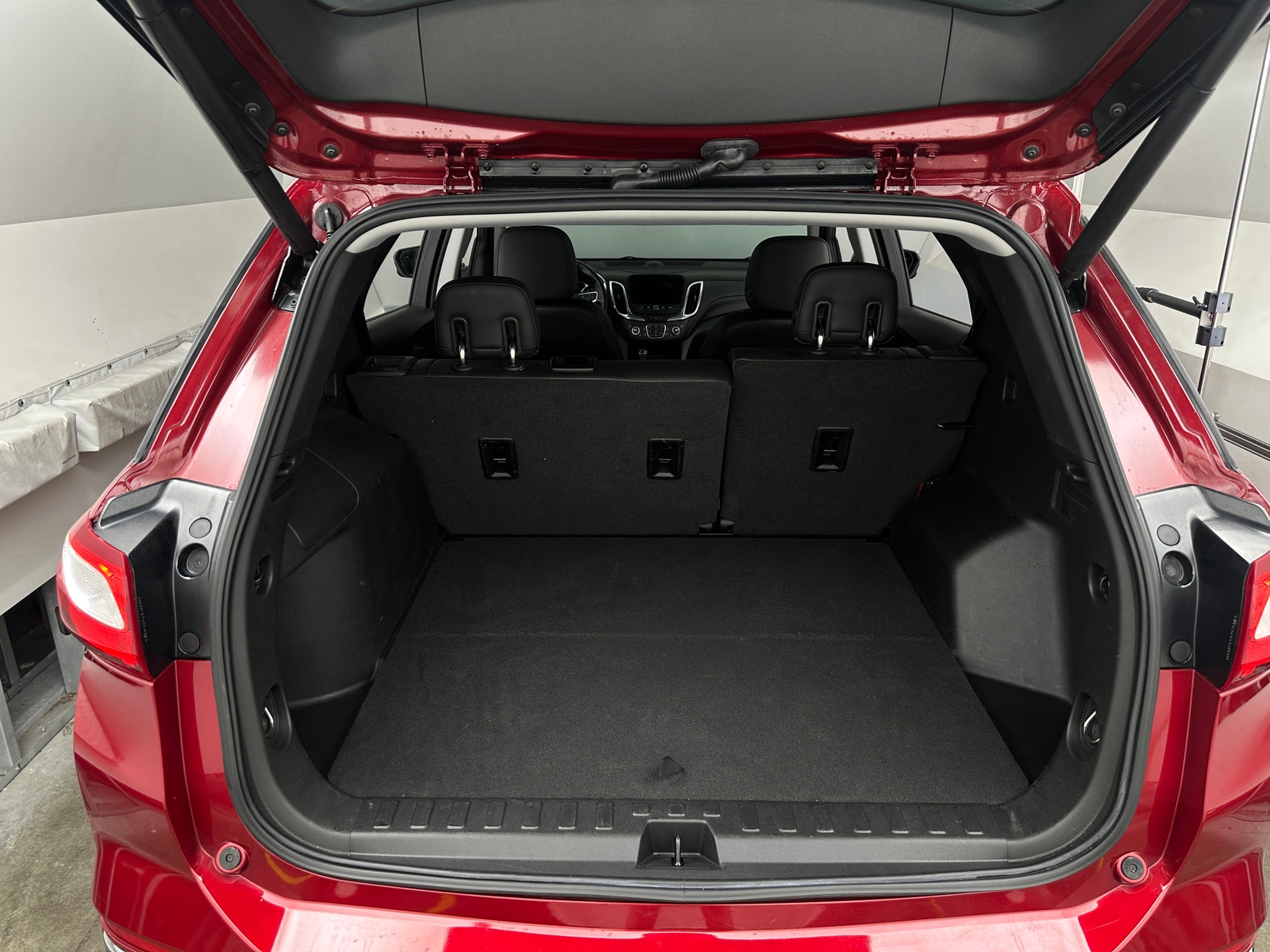 Thumbnail: 2020 Chevrolet Equinox - 6