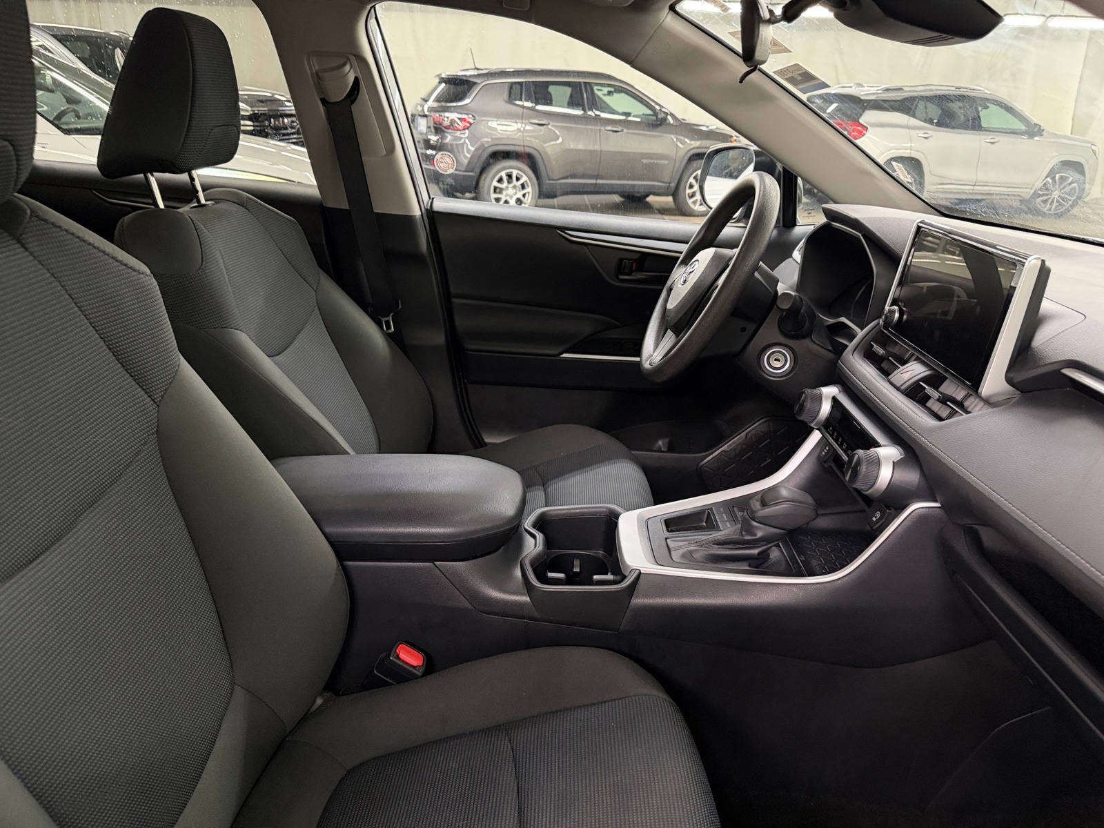 Thumbnail: 2025 Toyota RAV4 - 2