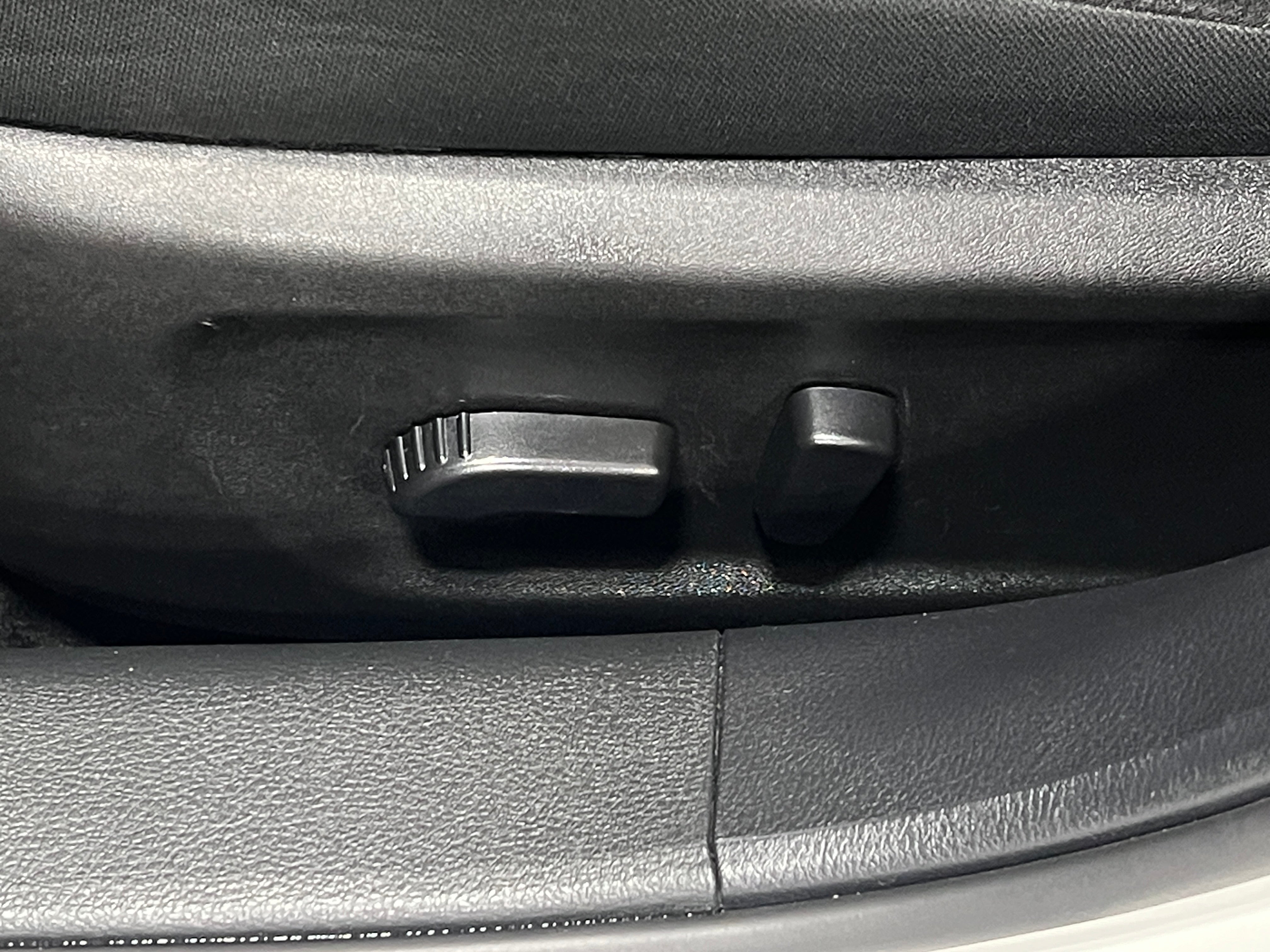 2025 Nissan Altima SV - Photo 7