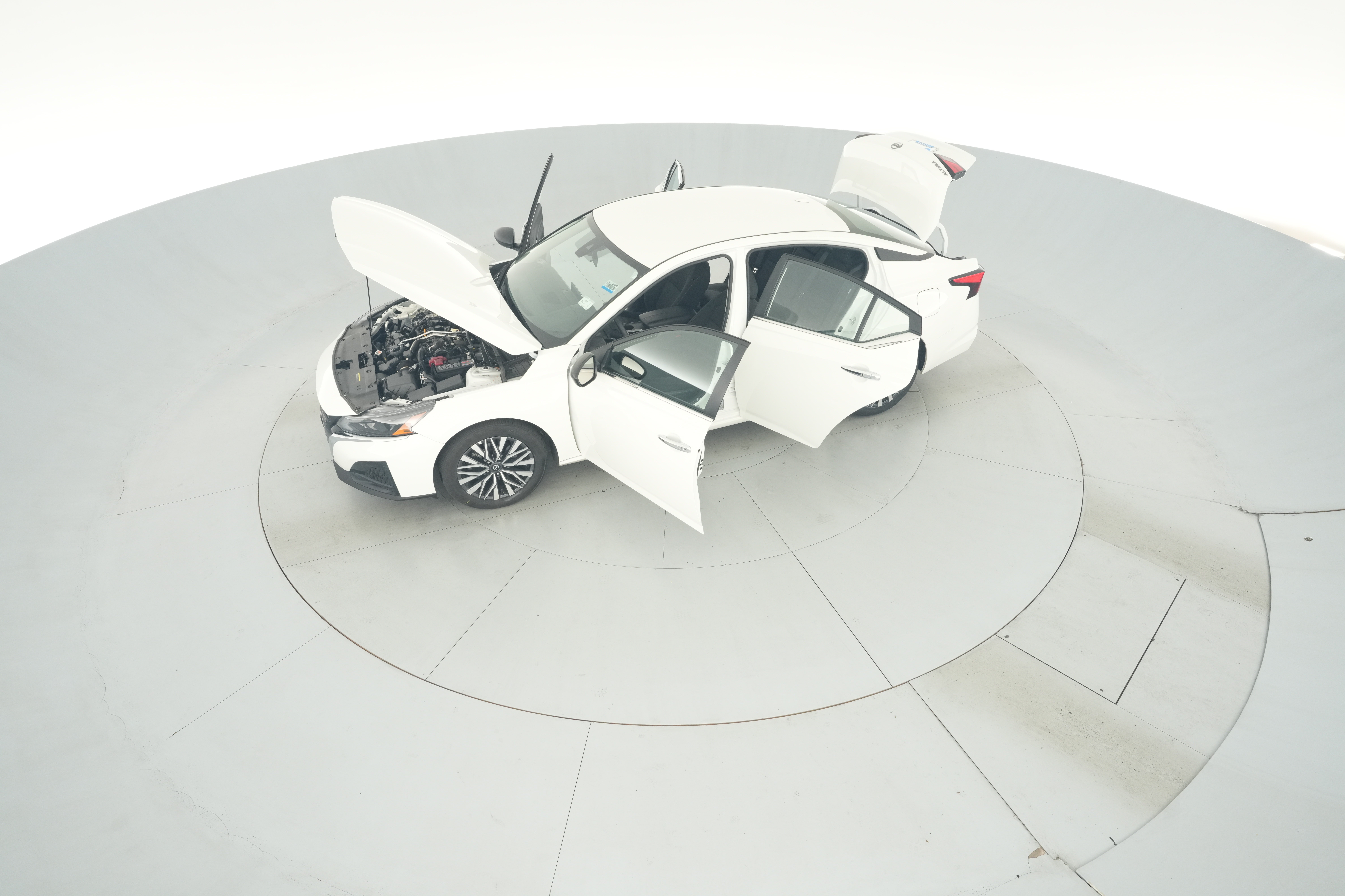2025 Nissan Altima SV - Photo 43