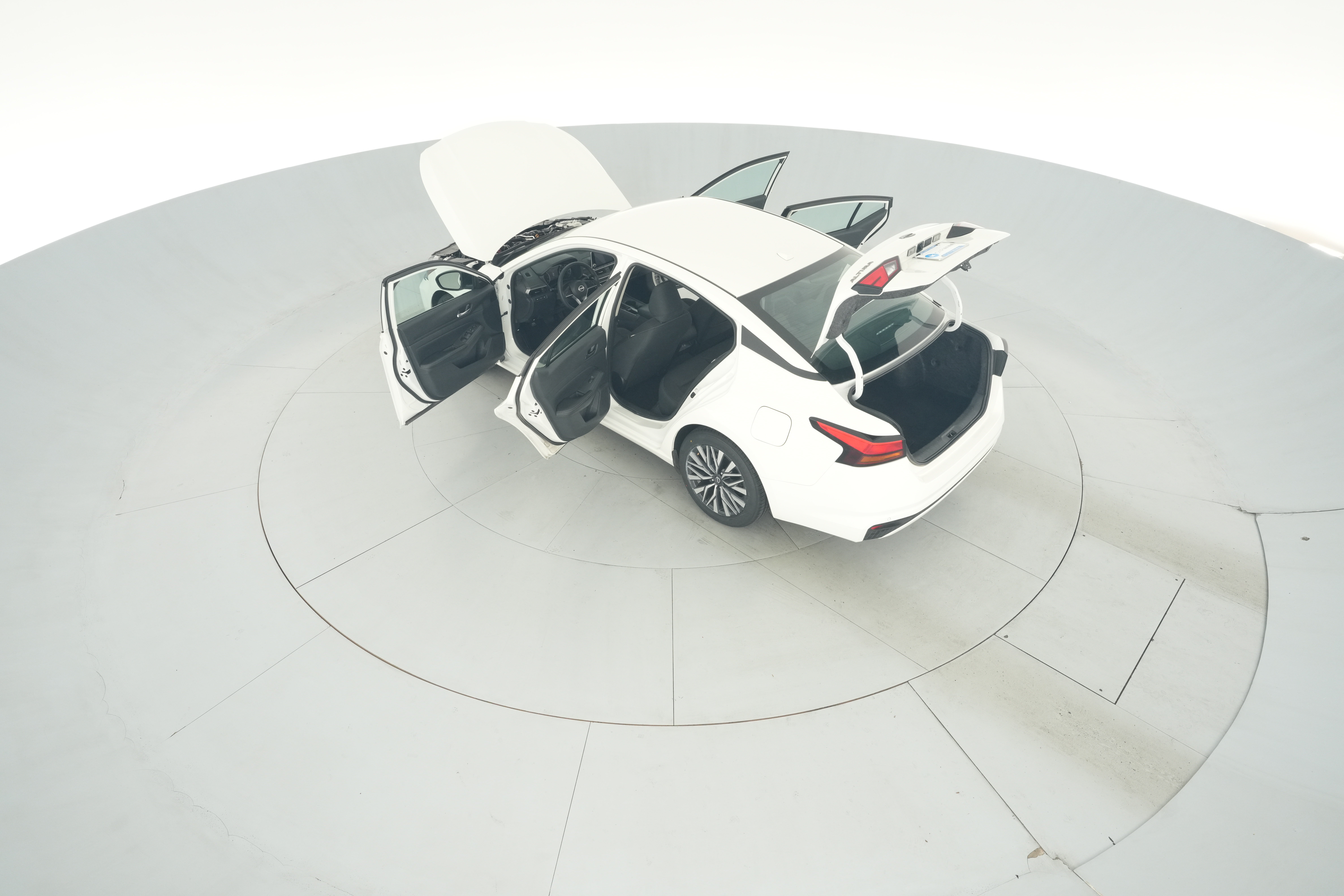2025 Nissan Altima SV - Photo 46