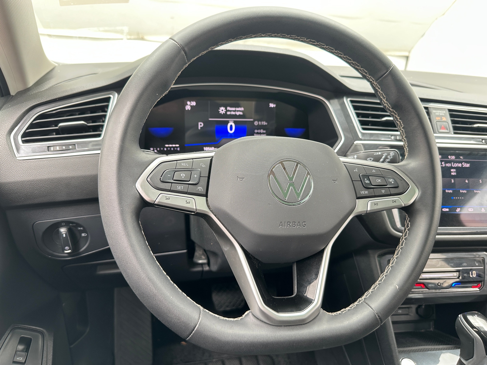 Thumbnail: 2024 Volkswagen Tiguan - 4