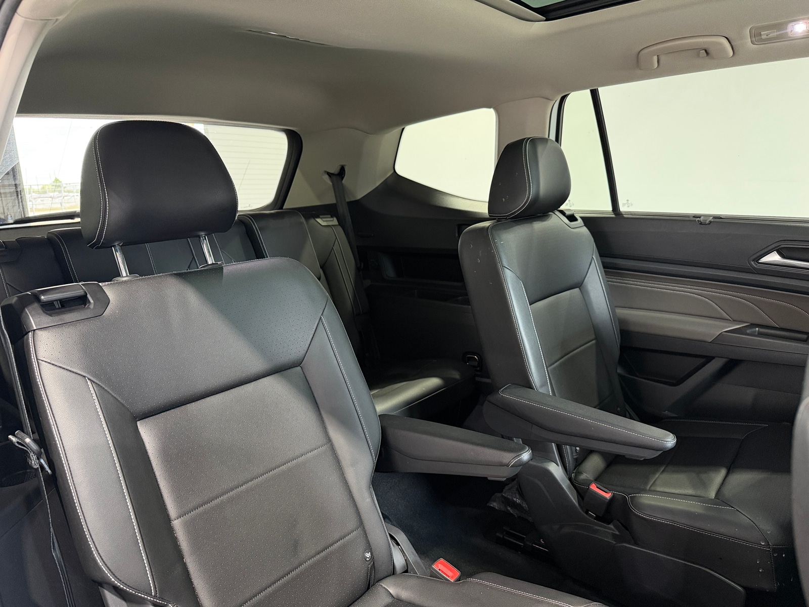 Thumbnail: 2023 Volkswagen Atlas - 5
