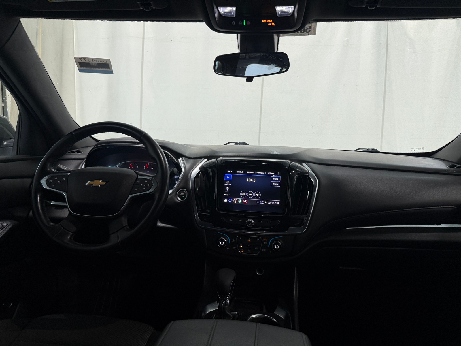 Thumbnail: 2022 Chevrolet Traverse - 3
