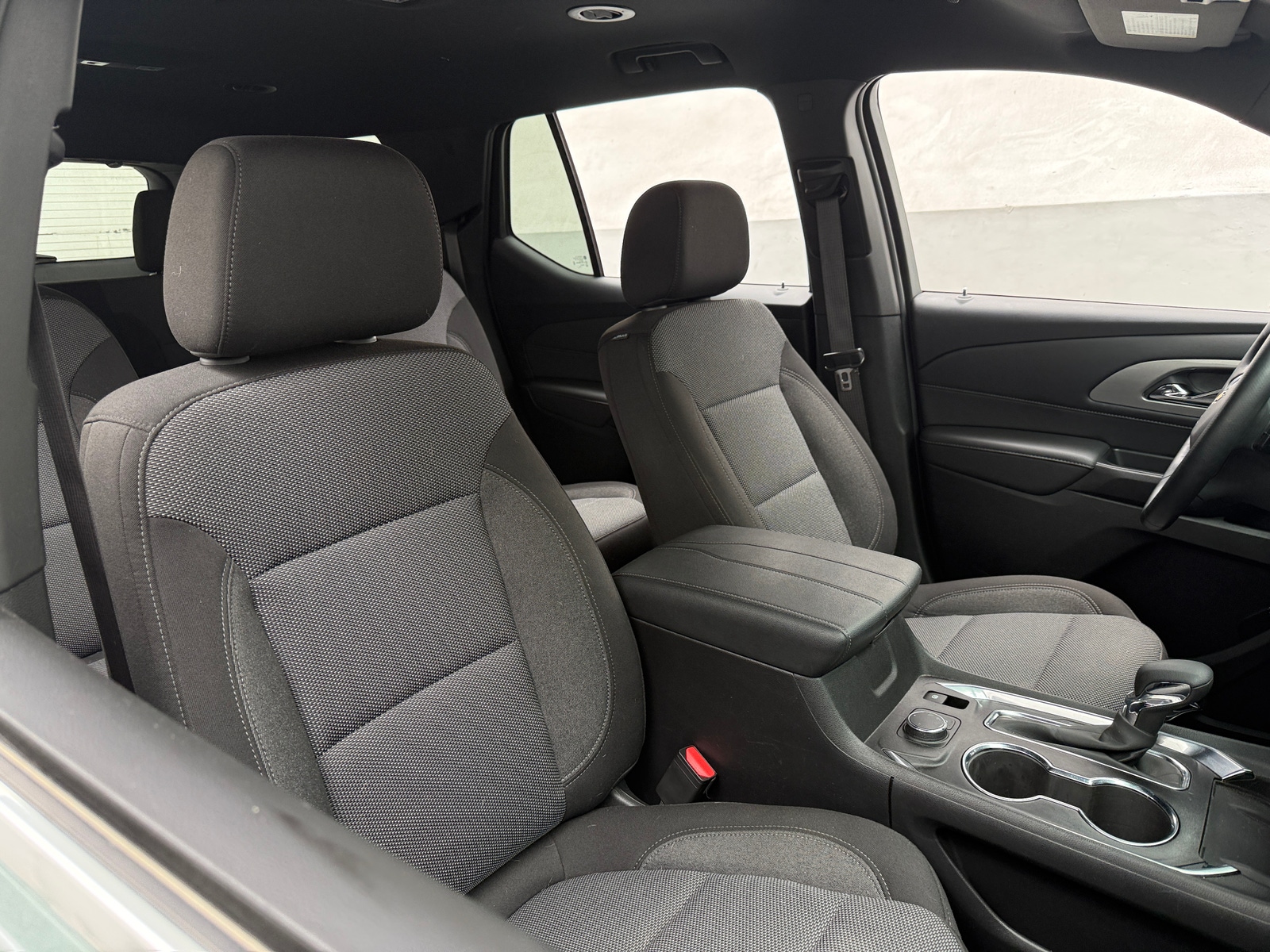 Thumbnail: 2023 Chevrolet Traverse - 2