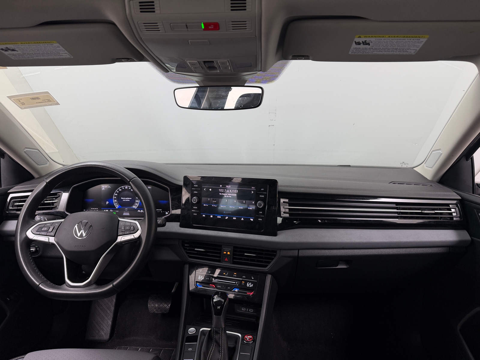 Thumbnail: 2025 Volkswagen Jetta - 3