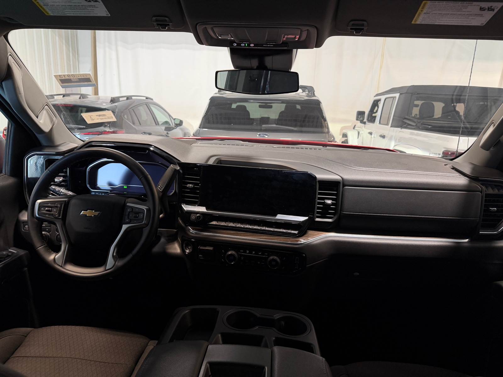 Thumbnail: 2025 Chevrolet Silverado 1500 - 3