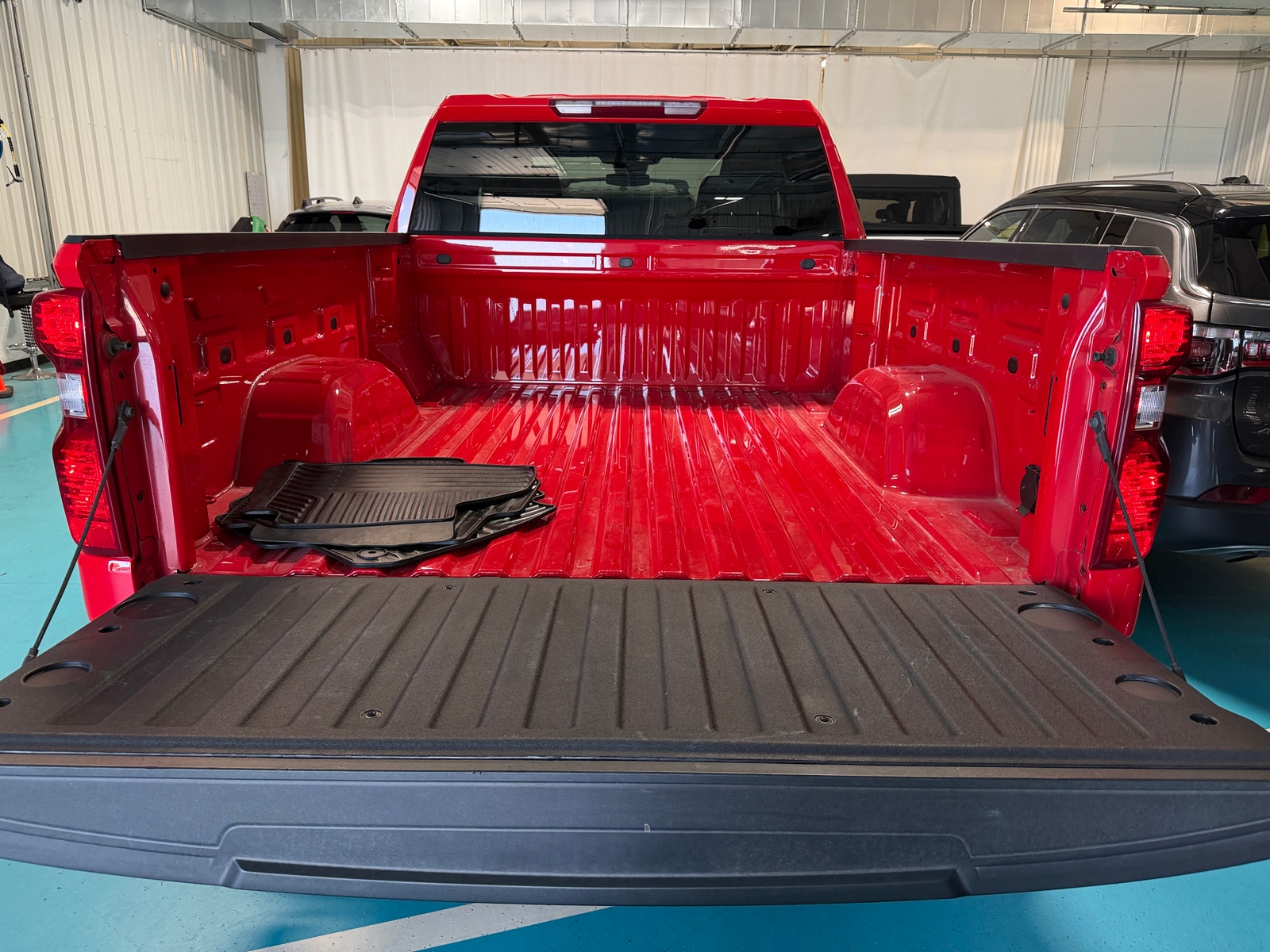 Thumbnail: 2025 Chevrolet Silverado 1500 - 7
