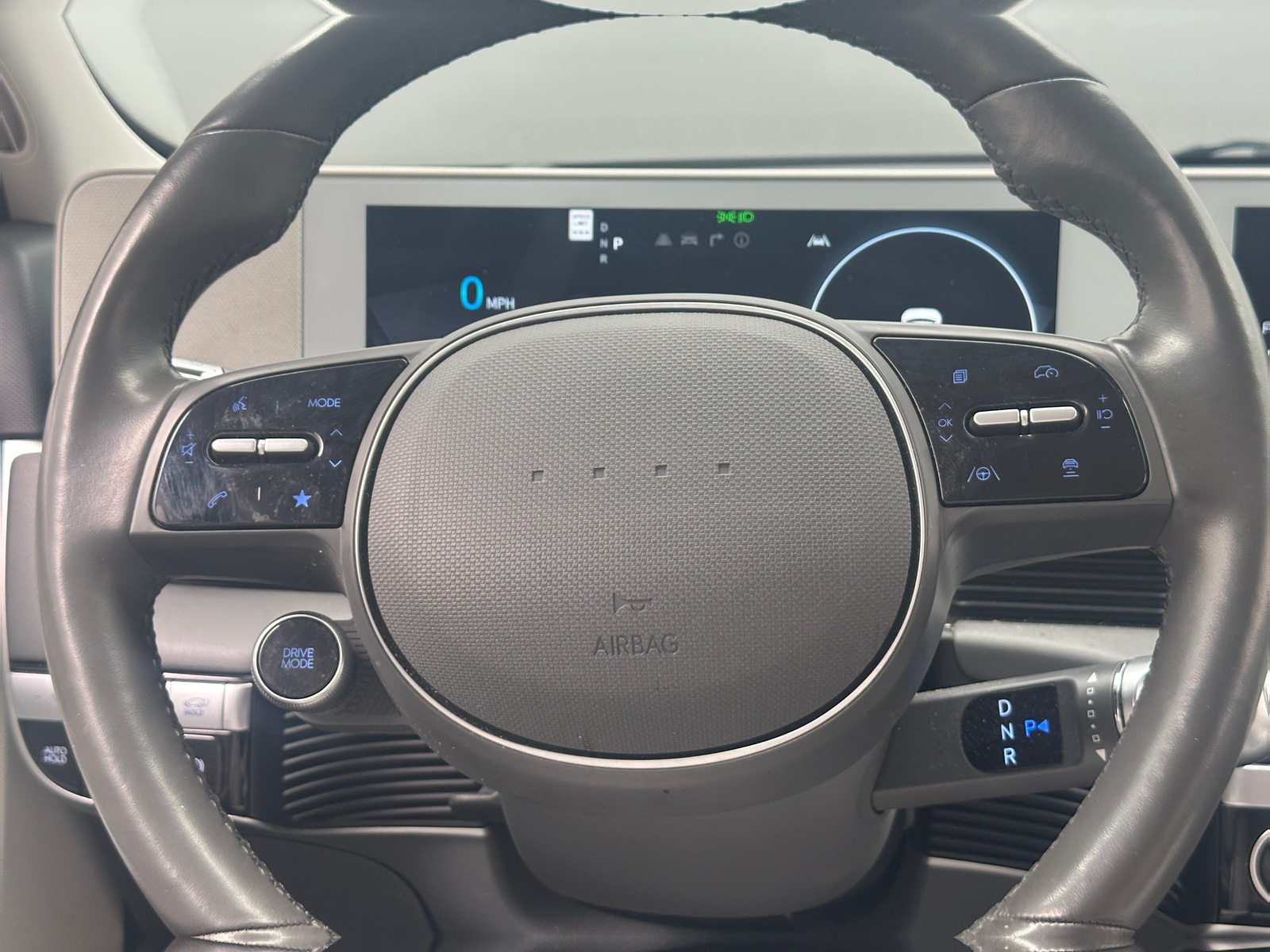 Thumbnail: 2023 Hyundai Ioniq 5 - 4