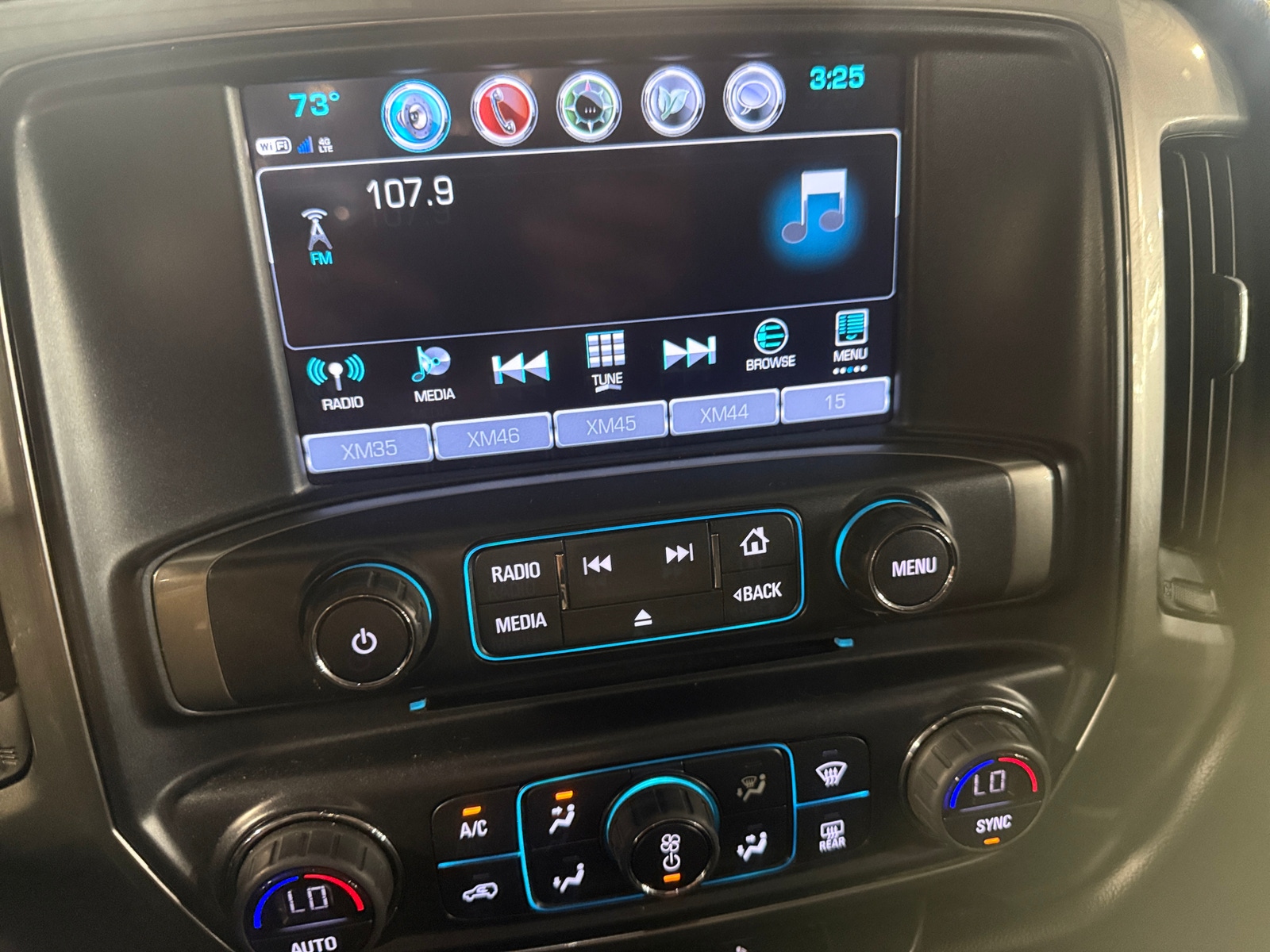 Thumbnail: 2018 Chevrolet Silverado 1500 - 4