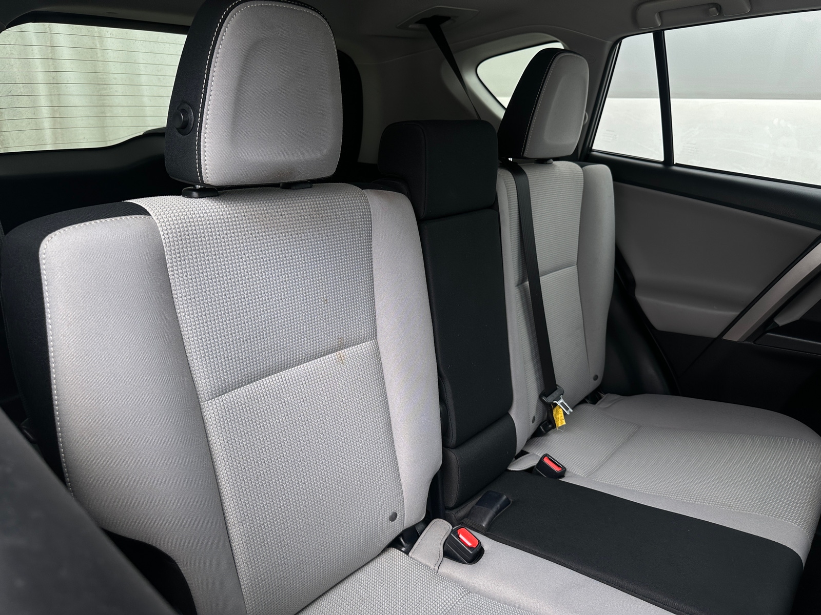 Thumbnail: 2018 Toyota RAV4 - 6