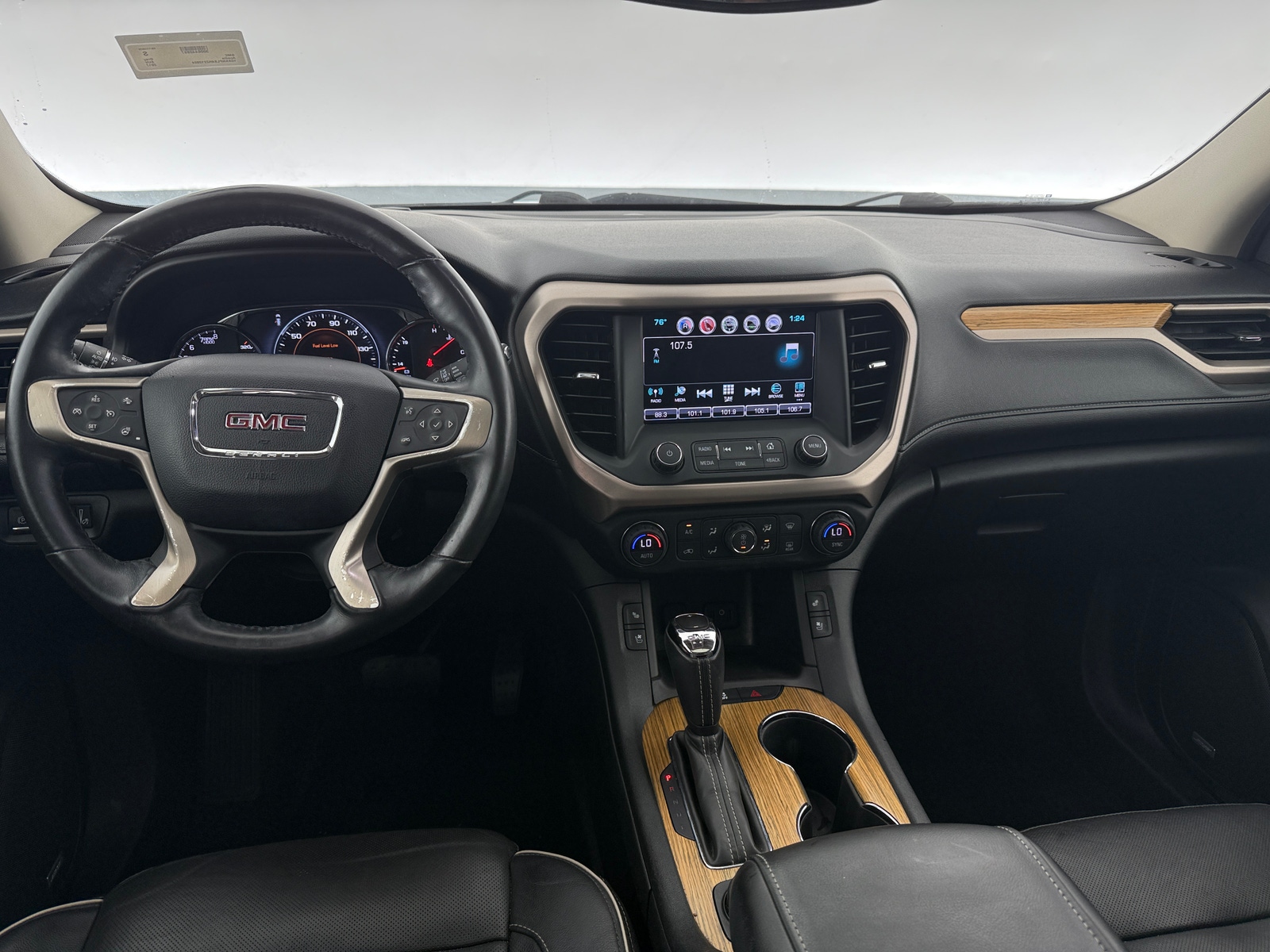 Thumbnail: 2017 GMC Acadia - 2