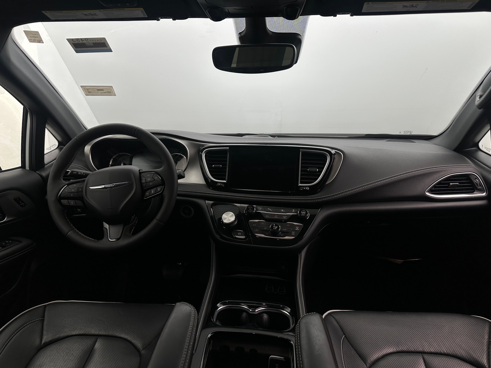 Thumbnail: 2024 Chrysler Pacifica - 2