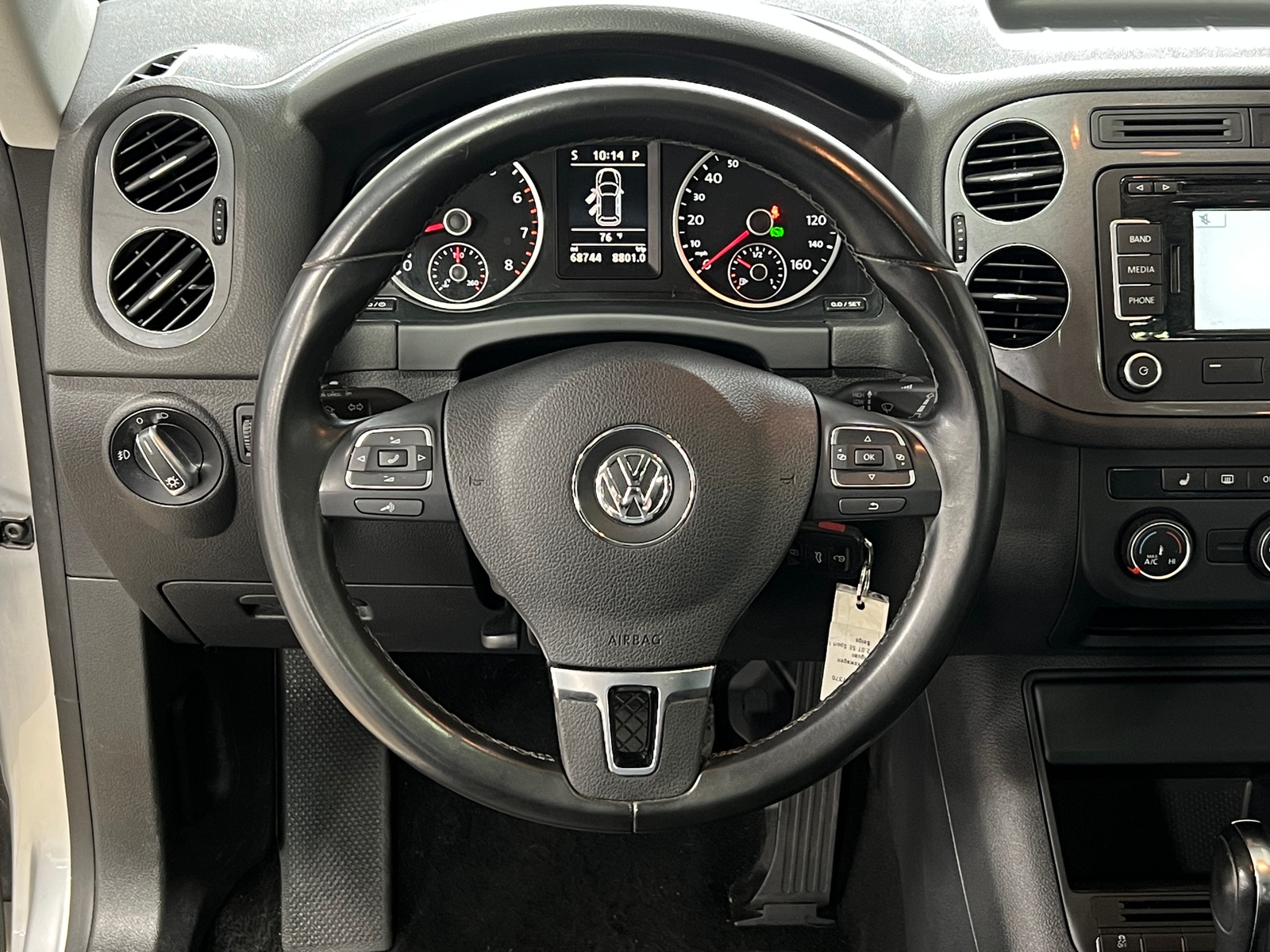 Thumbnail: 2013 Volkswagen Tiguan - 5