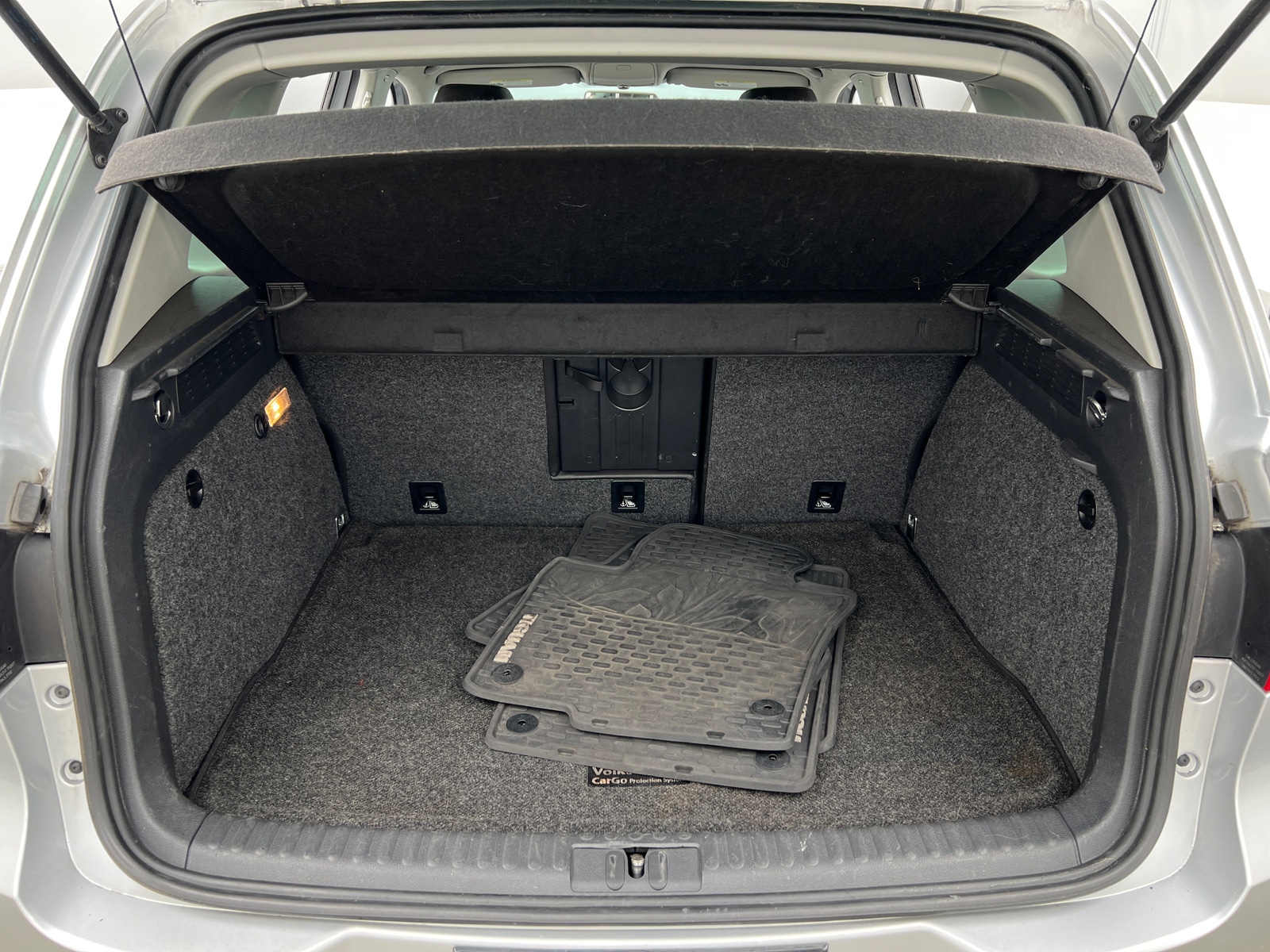 Thumbnail: 2013 Volkswagen Tiguan - 7