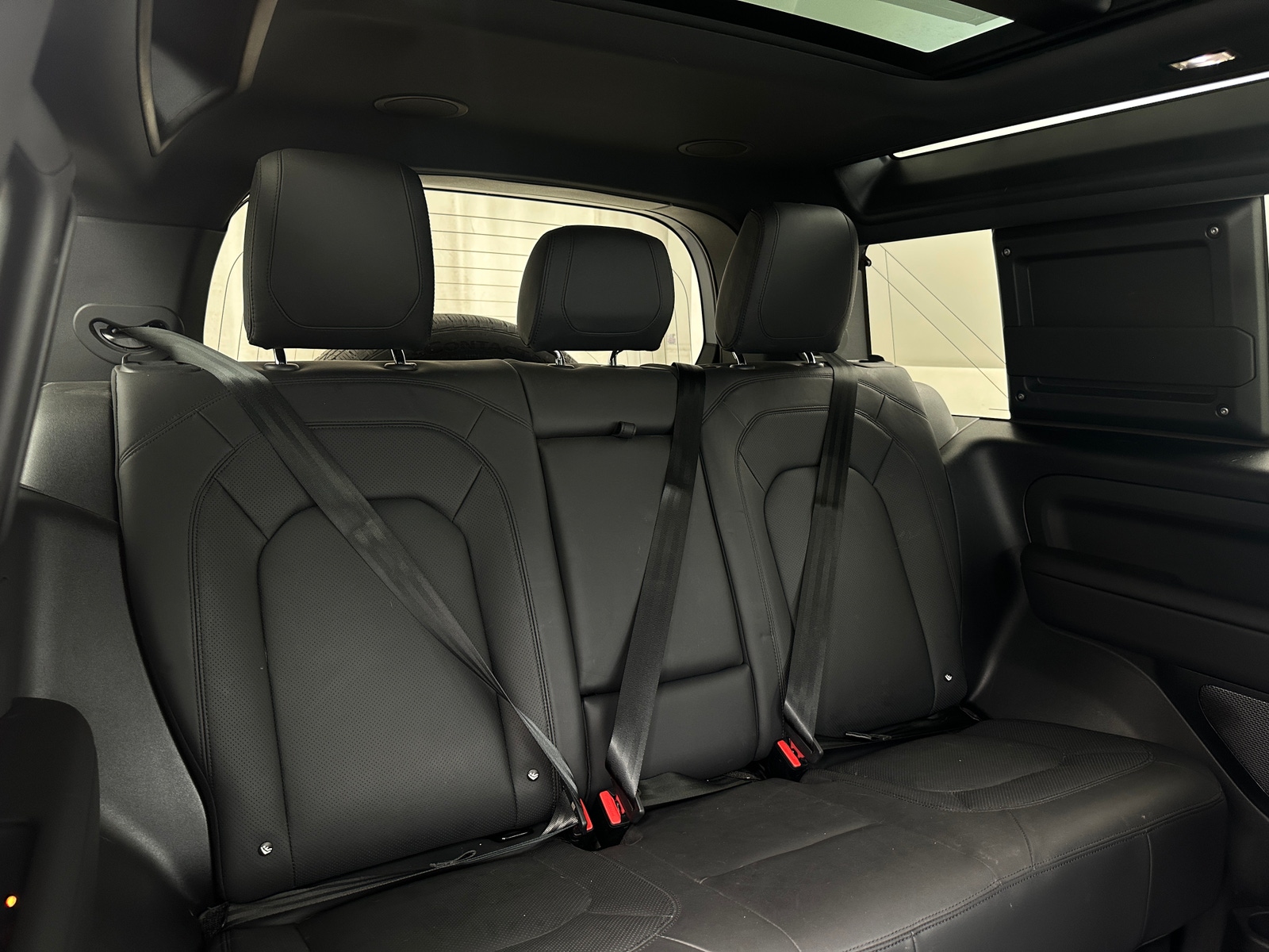 Thumbnail: 2023 Land Rover Defender - 5