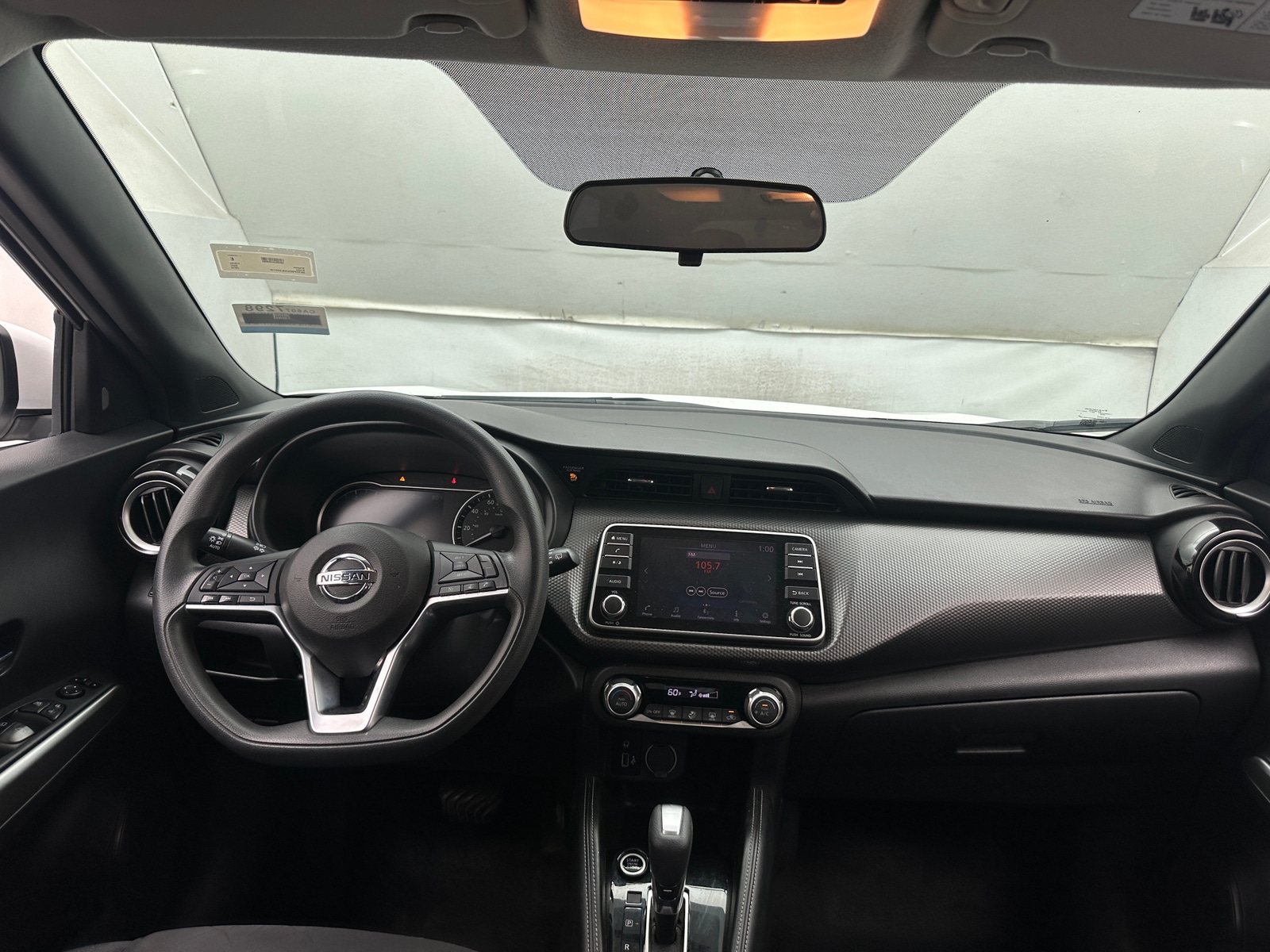 Thumbnail: 2018 Nissan Kicks - 3