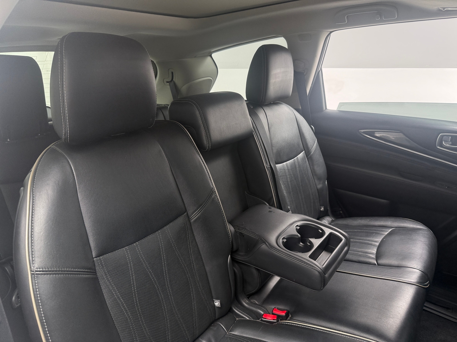 Thumbnail: 2017 INFINITI QX60 - 5