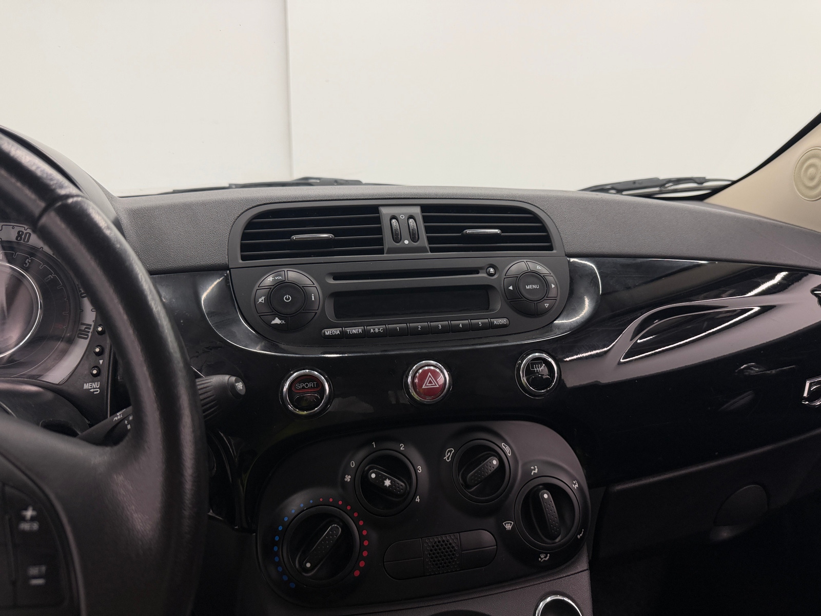 Thumbnail: 2015 Fiat 500 - 4