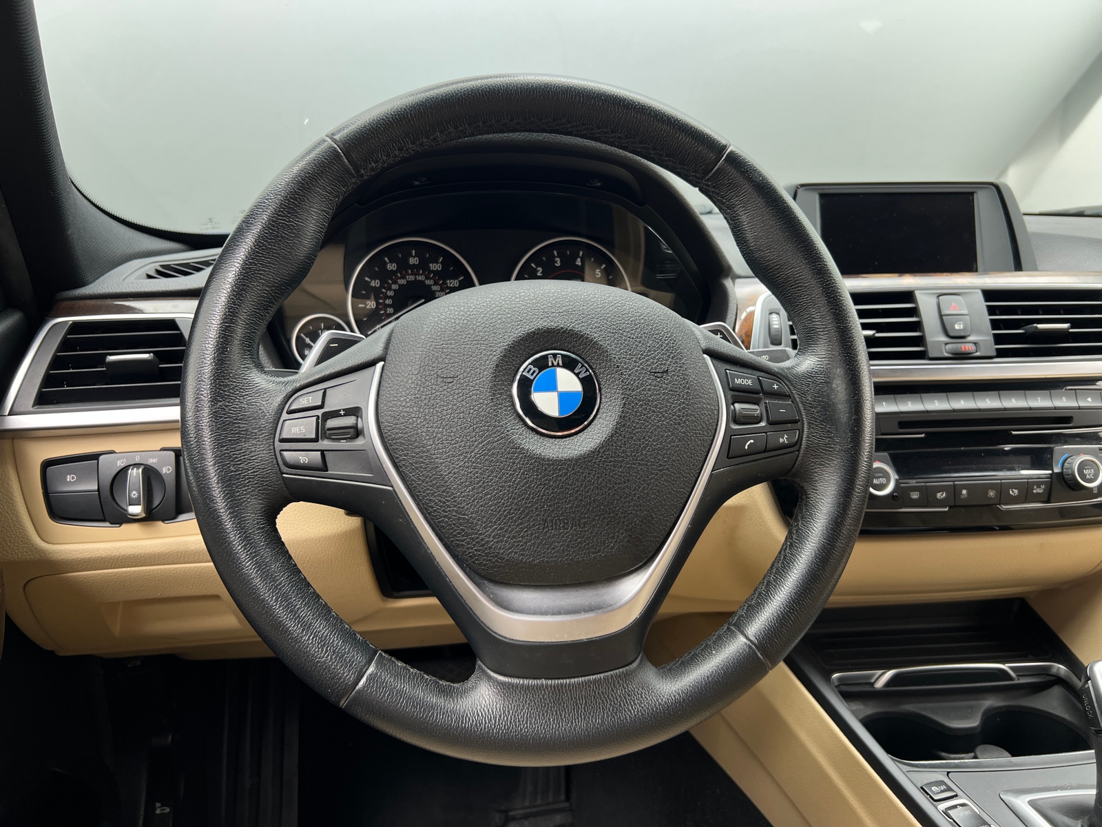 Thumbnail: 2017 BMW 3 Series - 5