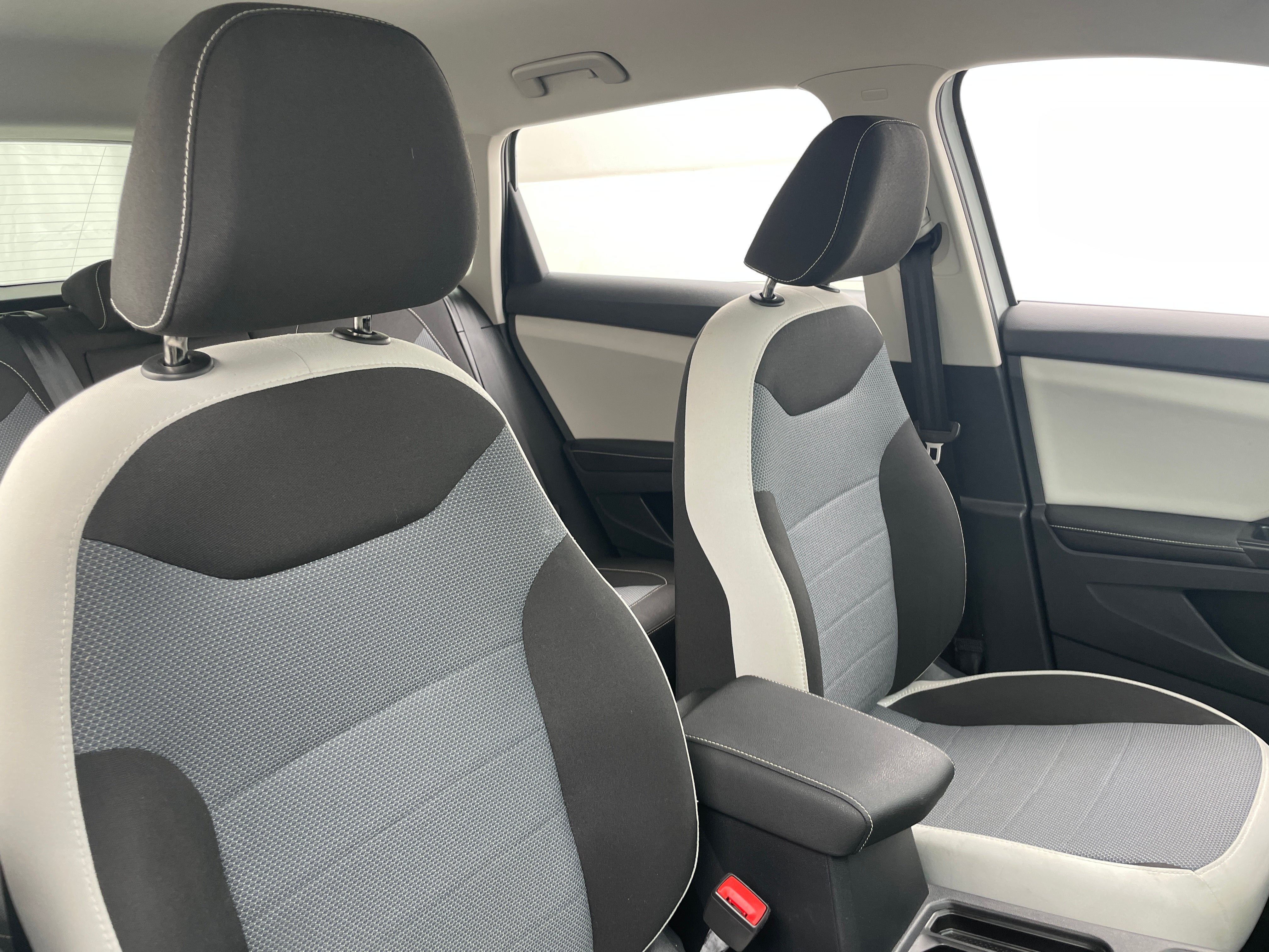 2025 Volkswagen Taos S
