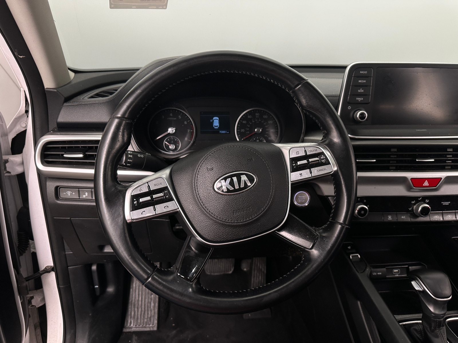 Thumbnail: 2021 Kia Telluride - 4