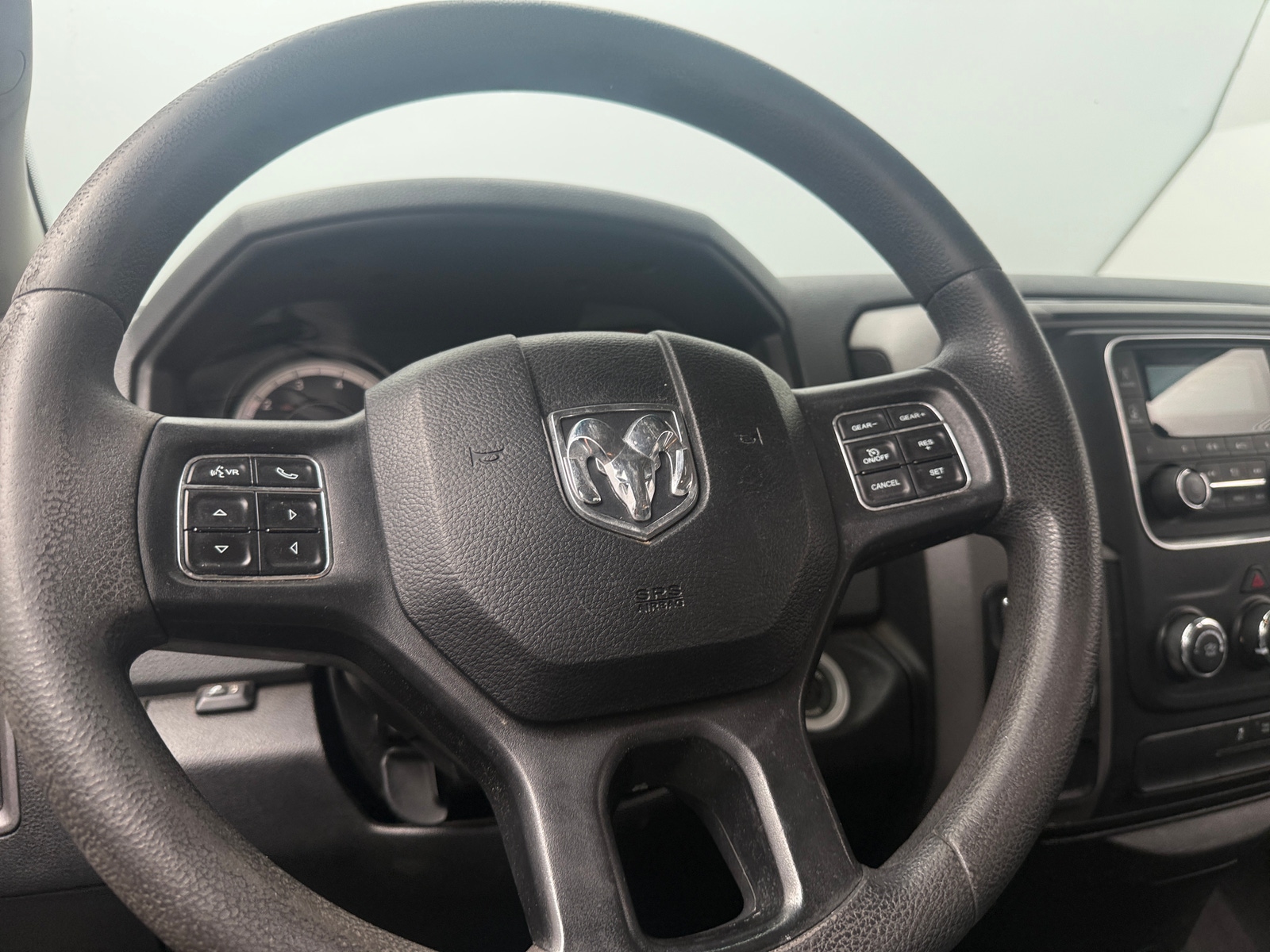 Thumbnail: 2019 RAM 1500 Classic - 5