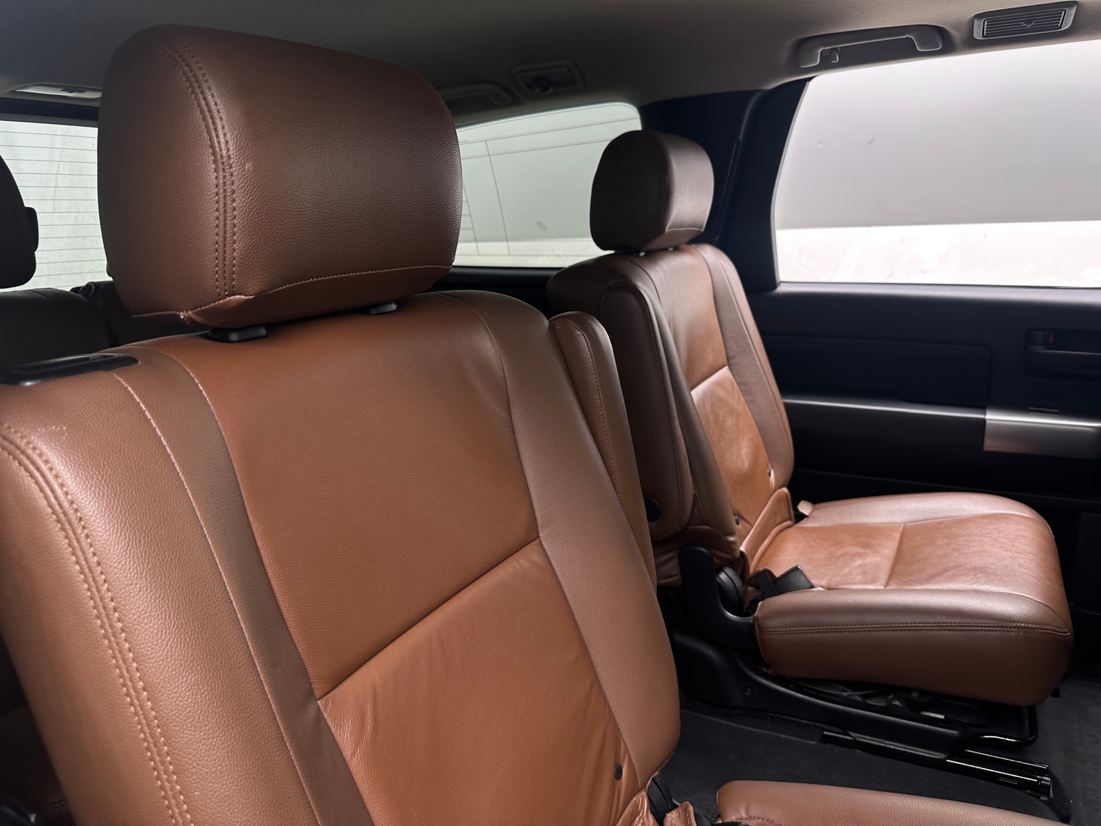 Thumbnail: 2022 Toyota Sequoia - 6