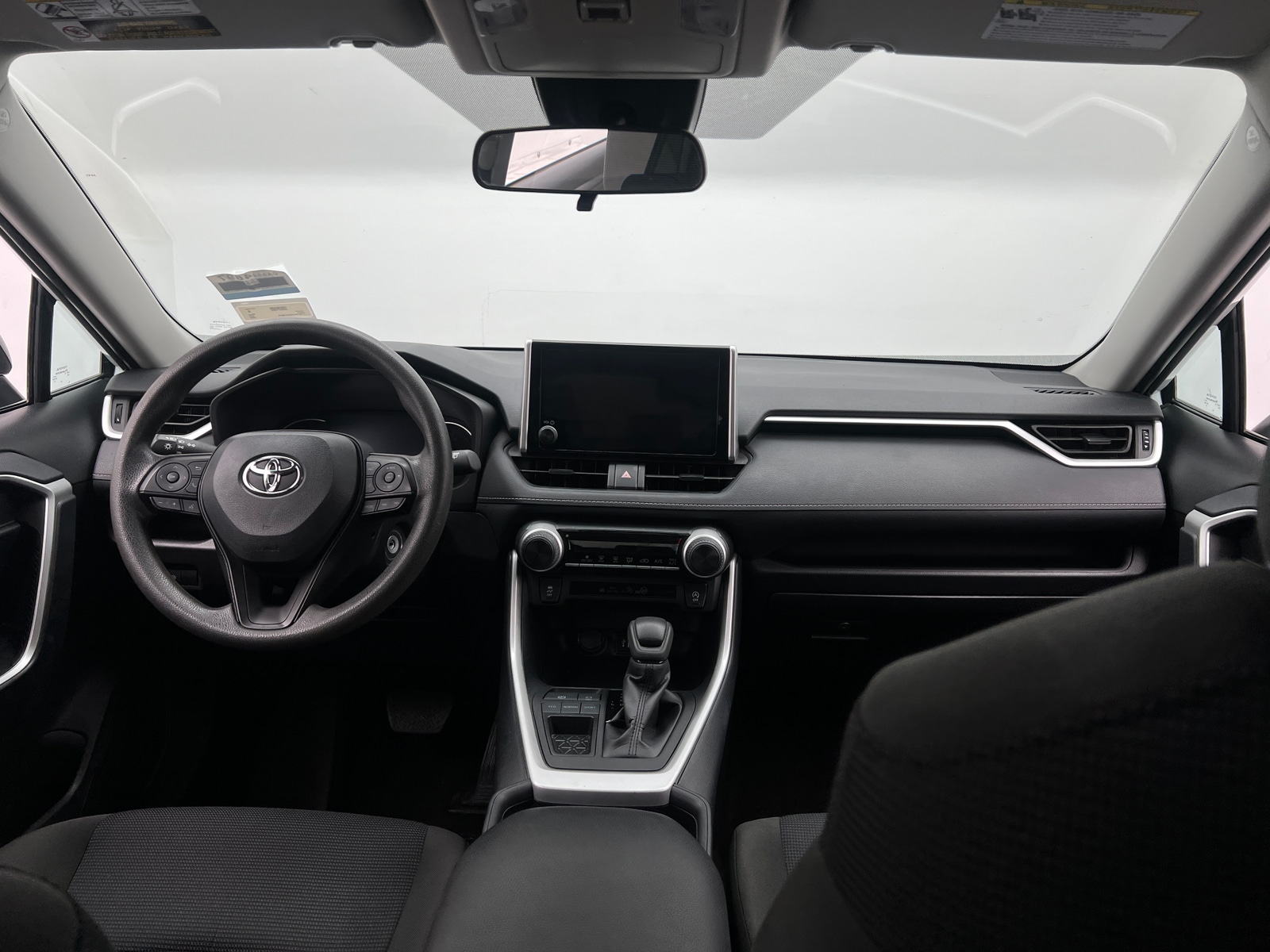 Thumbnail: 2025 Toyota RAV4 - 3