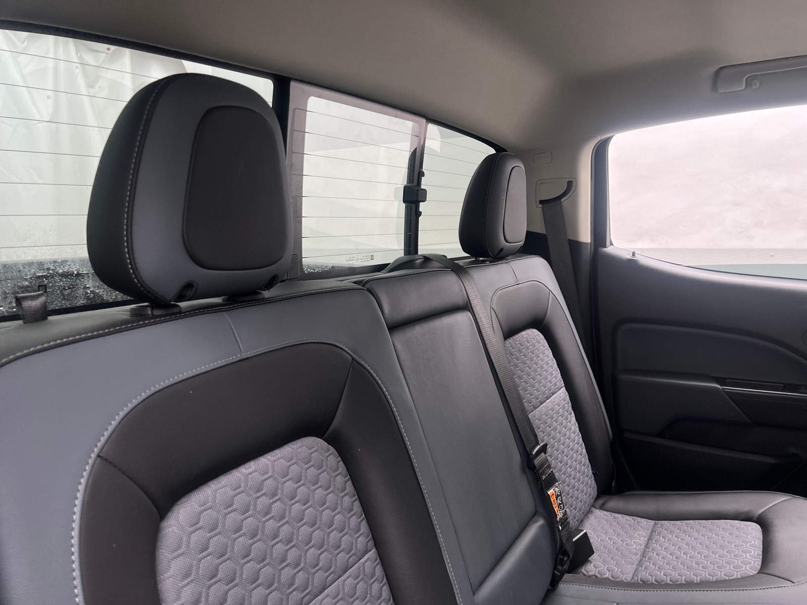 Thumbnail: 2022 Chevrolet Colorado - 5