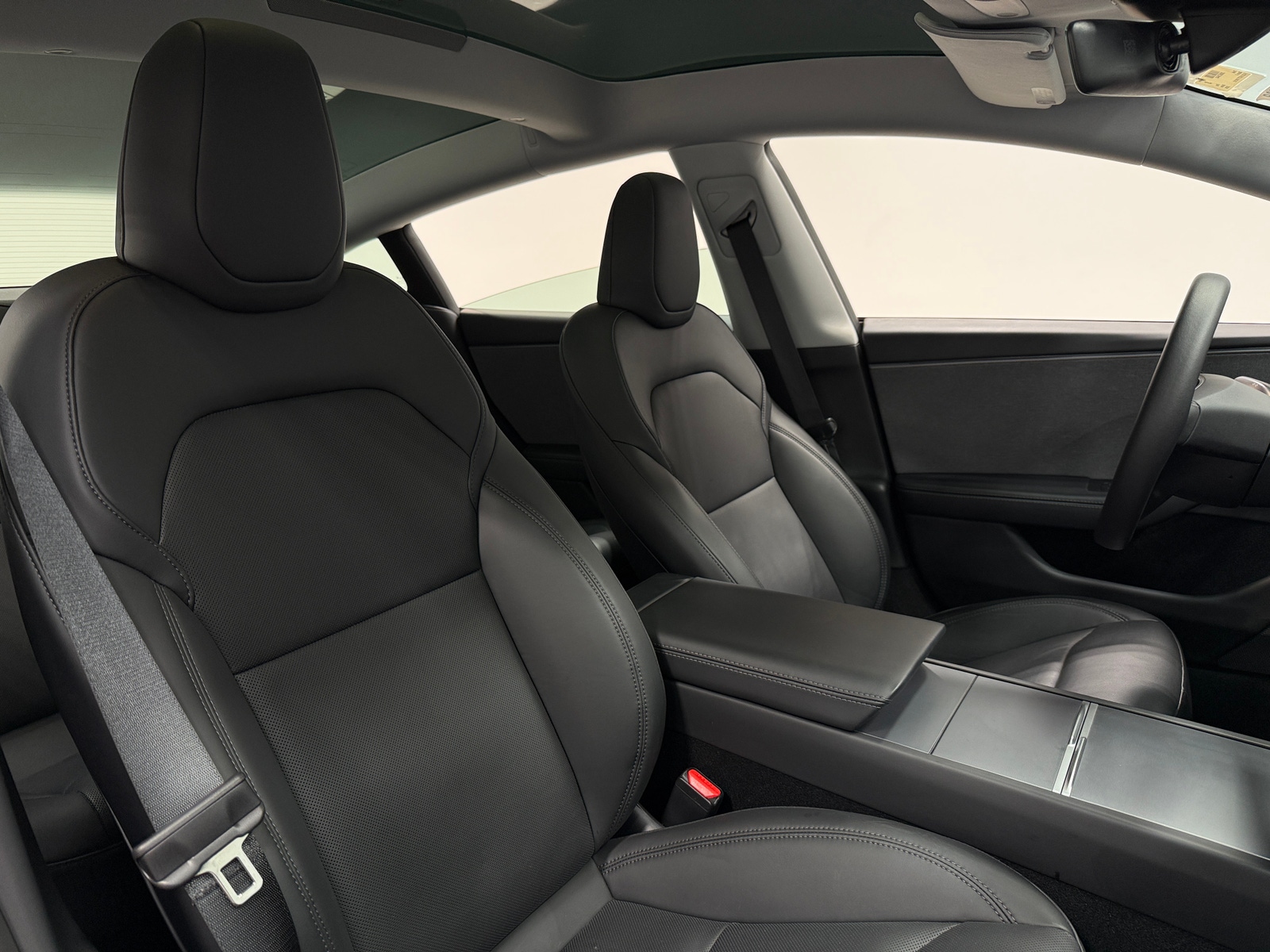 Thumbnail: 2026 Tesla Model 3 - 2