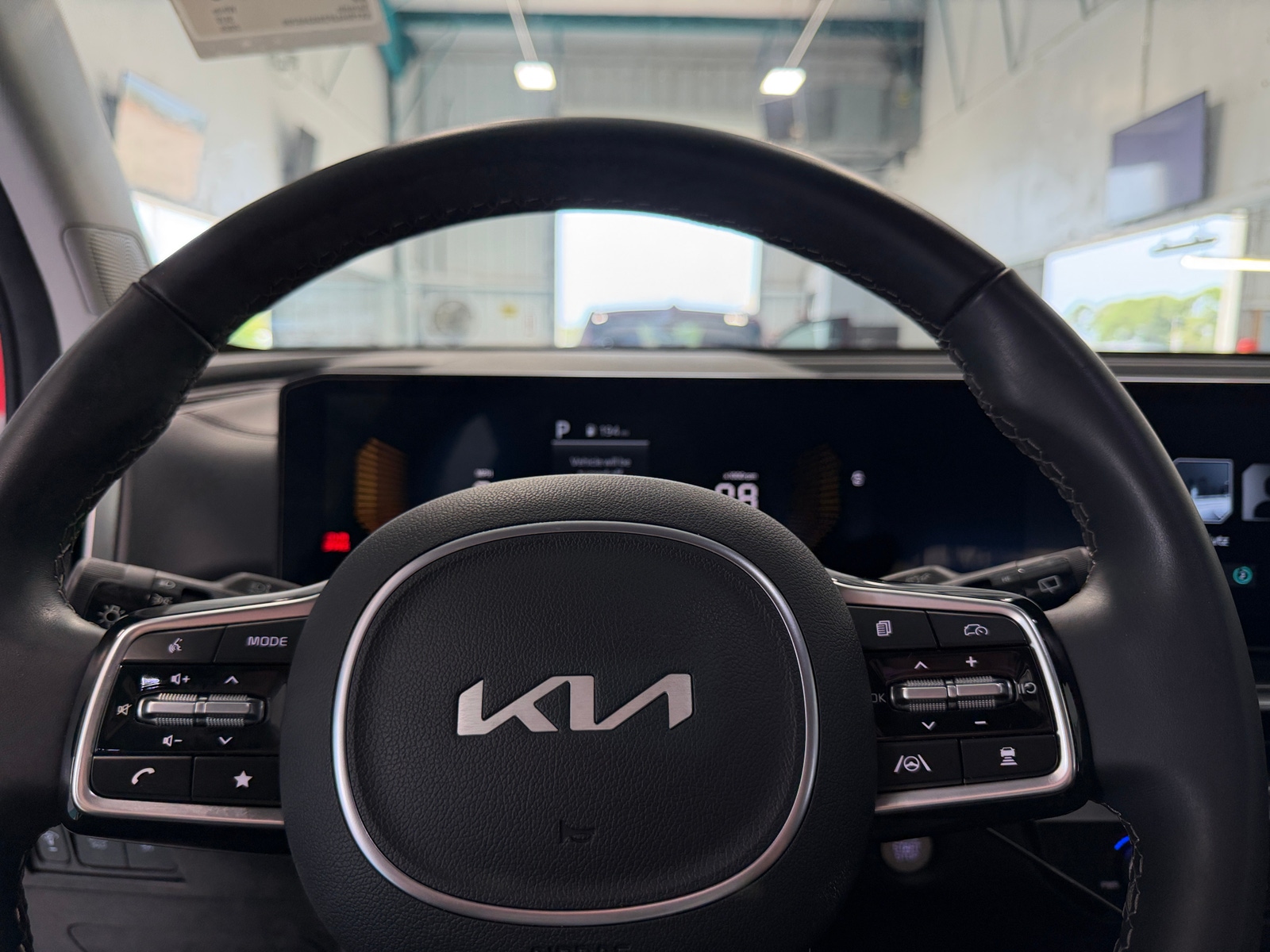 Thumbnail: 2025 Kia Sorento - 4