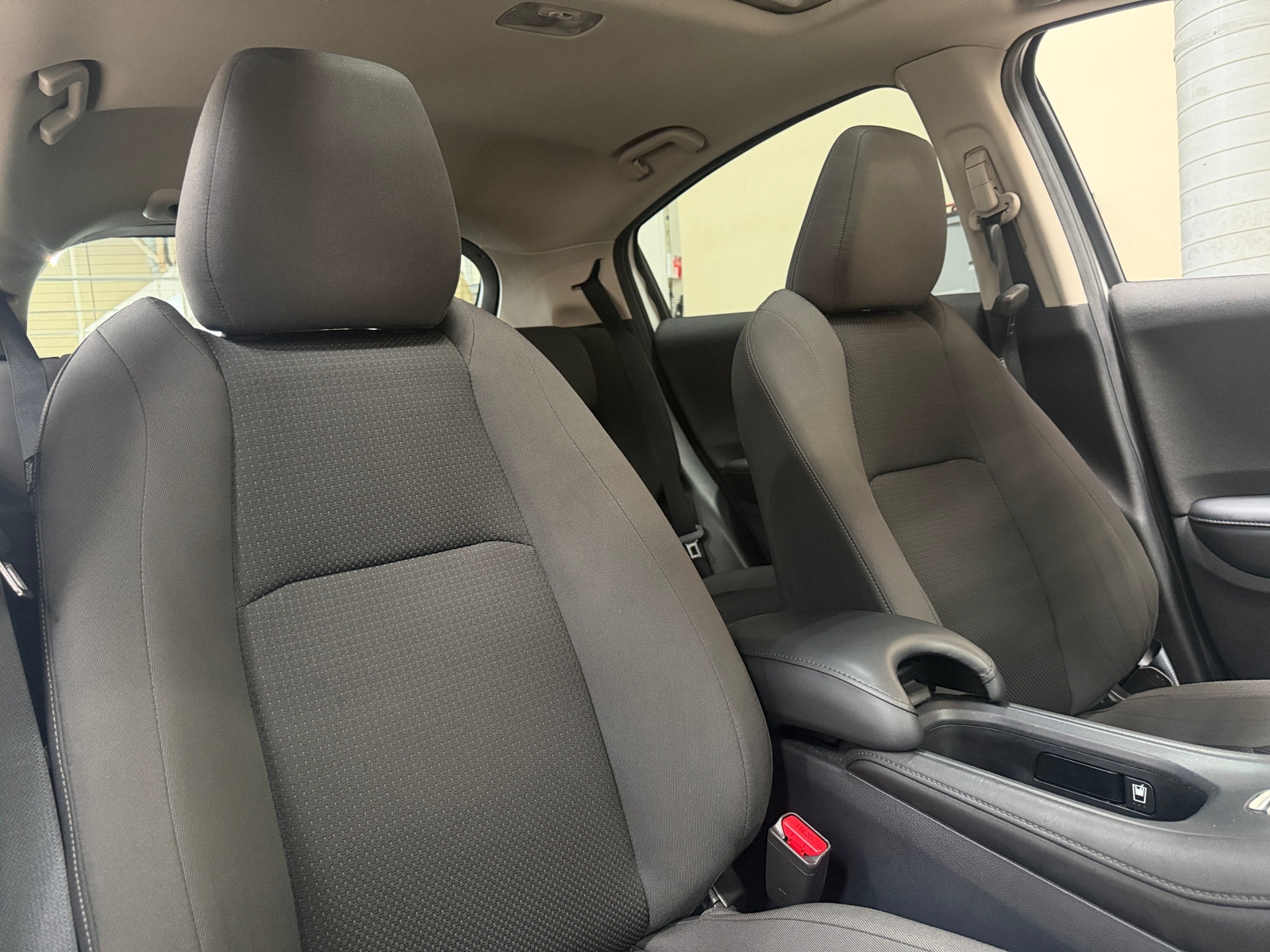 Thumbnail: 2021 Honda HR-V - 2