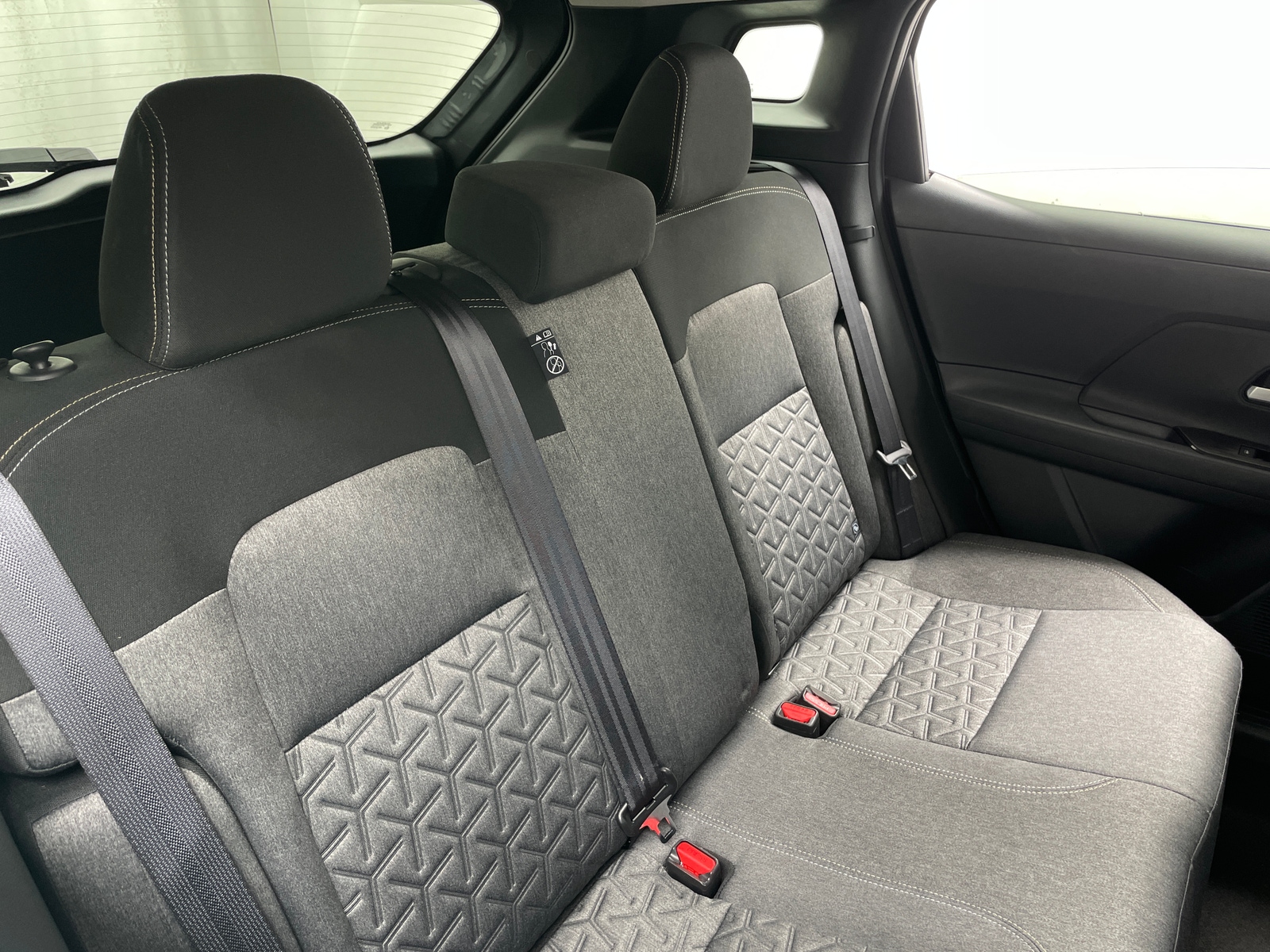 Thumbnail: 2026 Nissan Kicks - 6